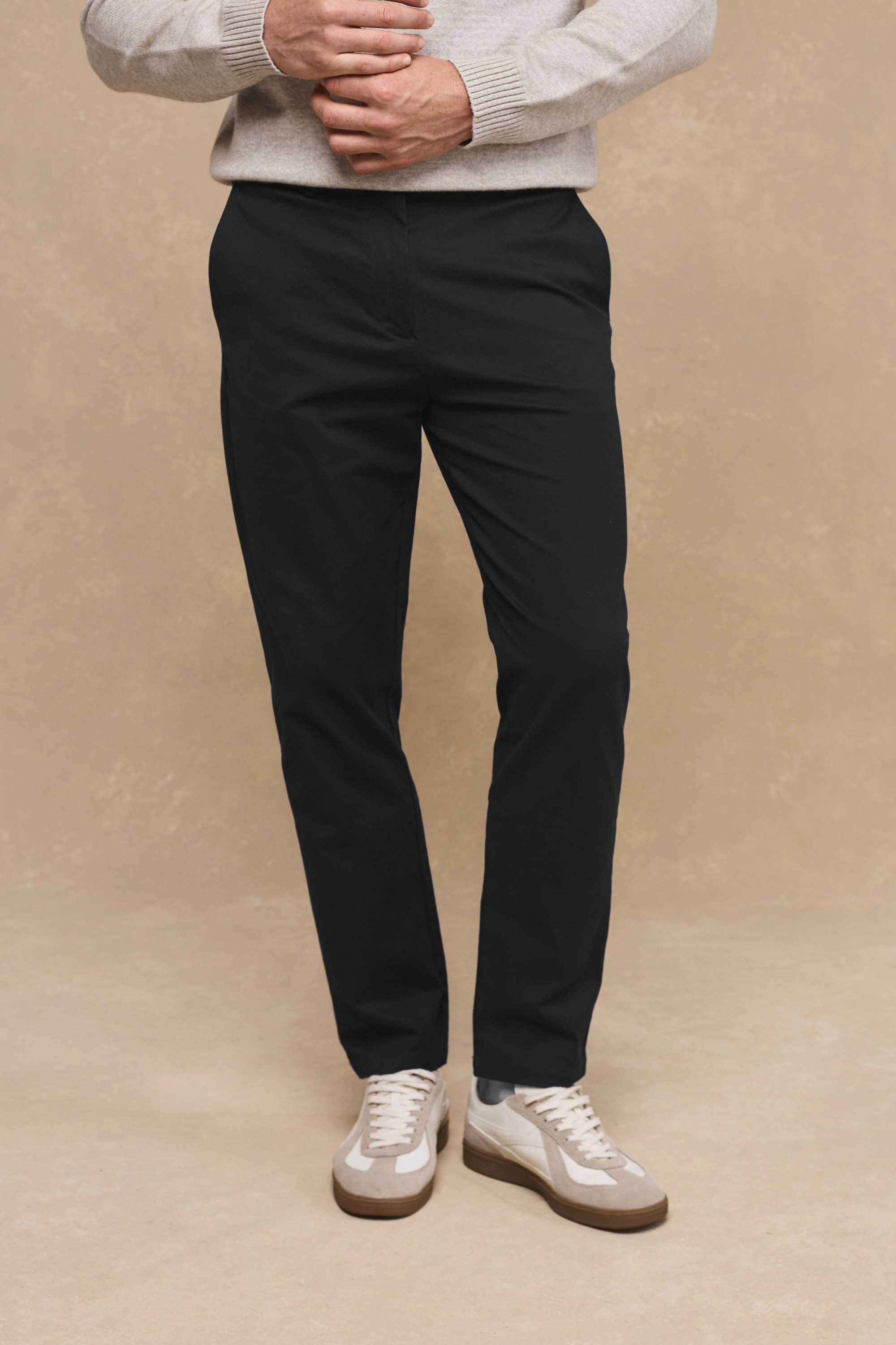 Elliot Easy Chino - Black