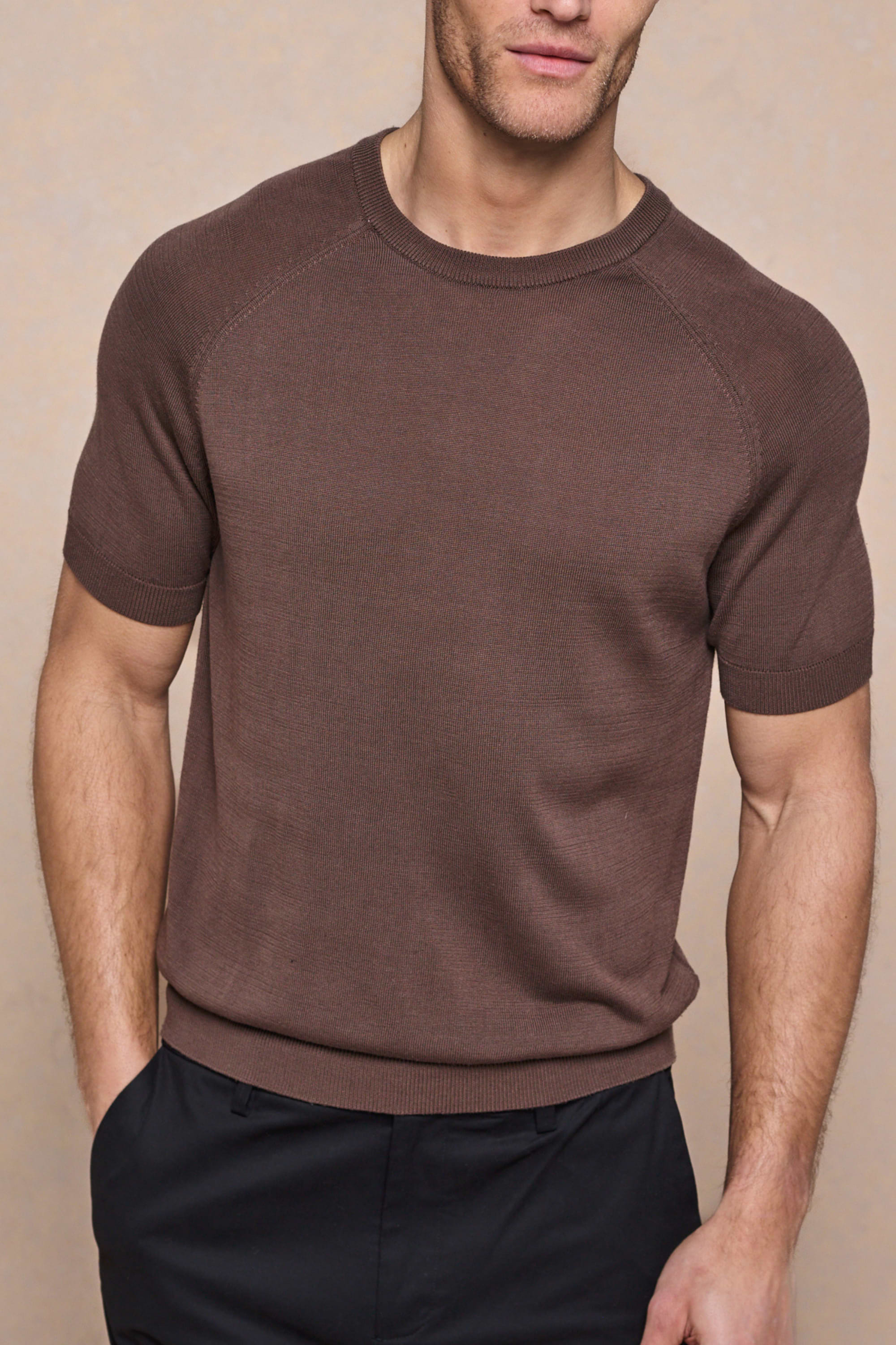 Riera Knit Crew Neck T-Shirt - Brown