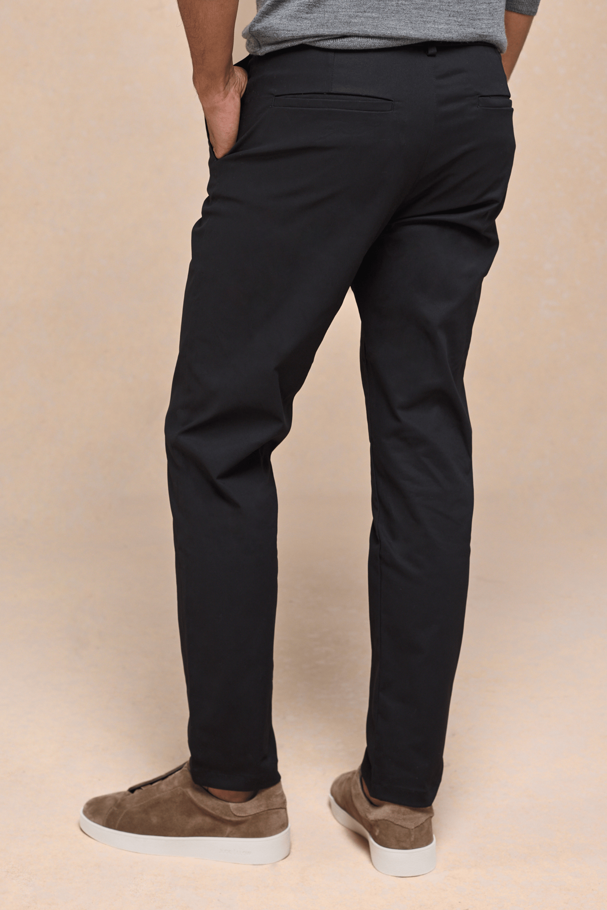 Elliot Easy Chino - Black