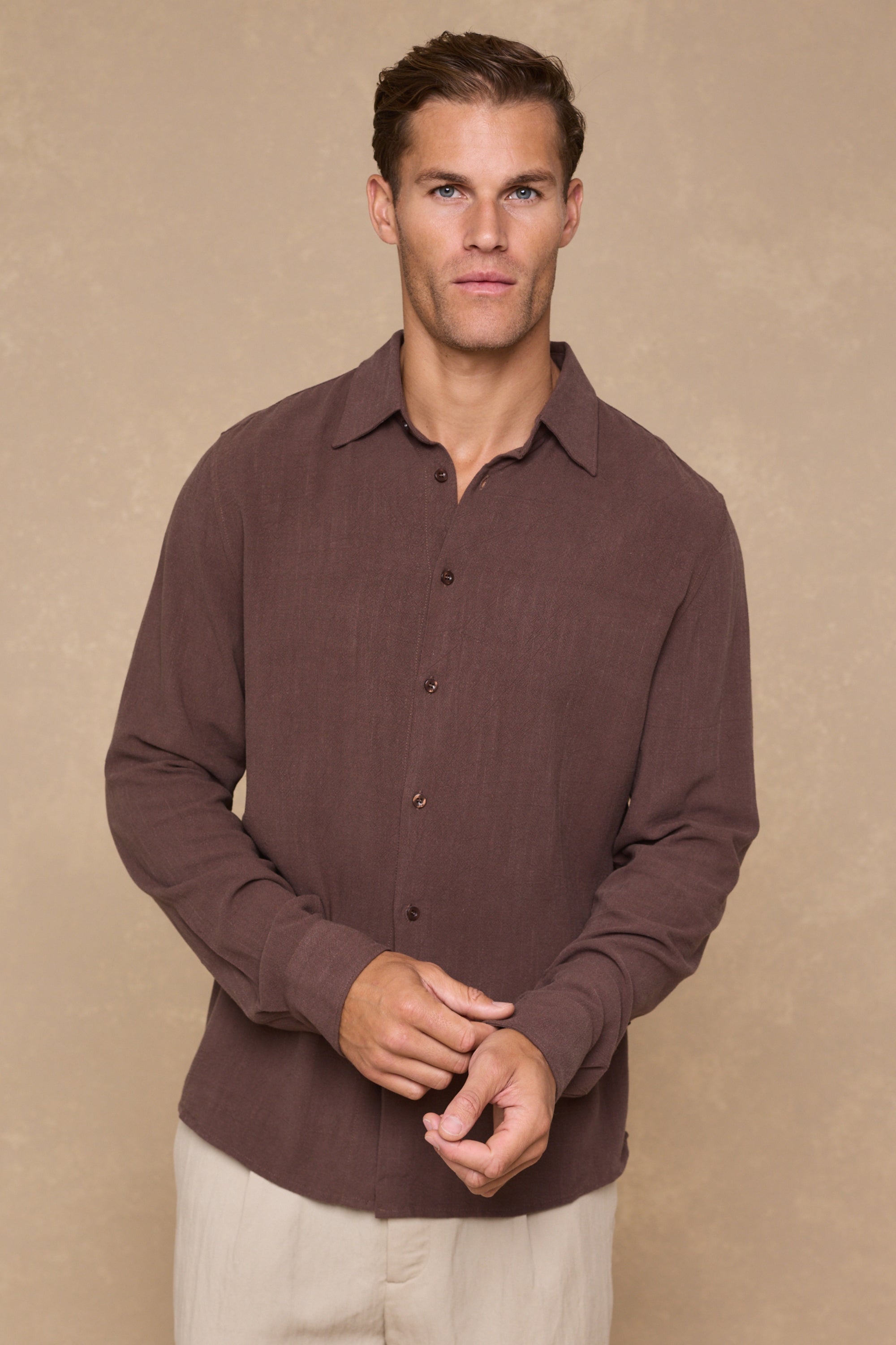 Cami Linen Classic Collar Shirt - Brown