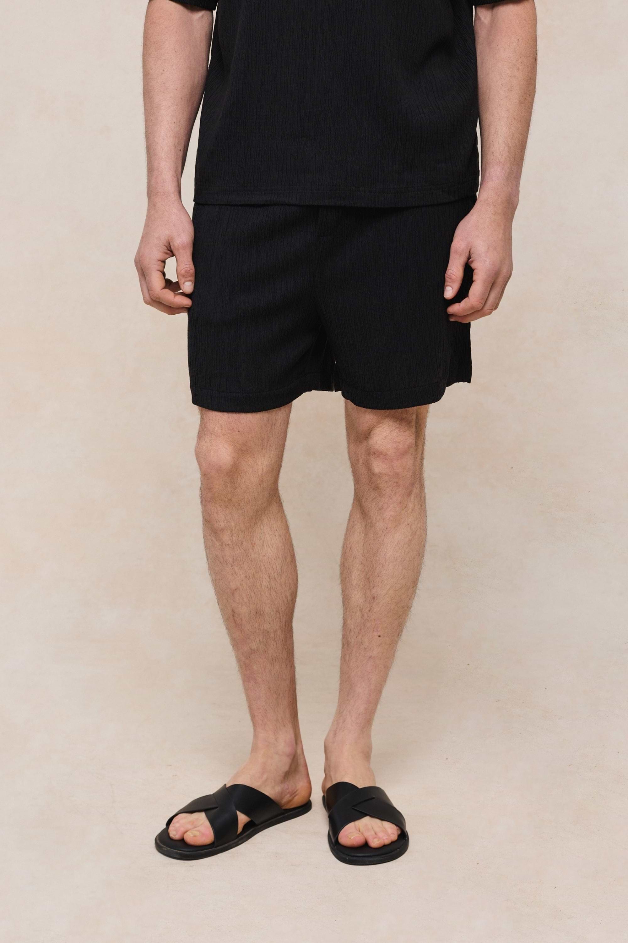 Silvano Crinkled Short - Black
