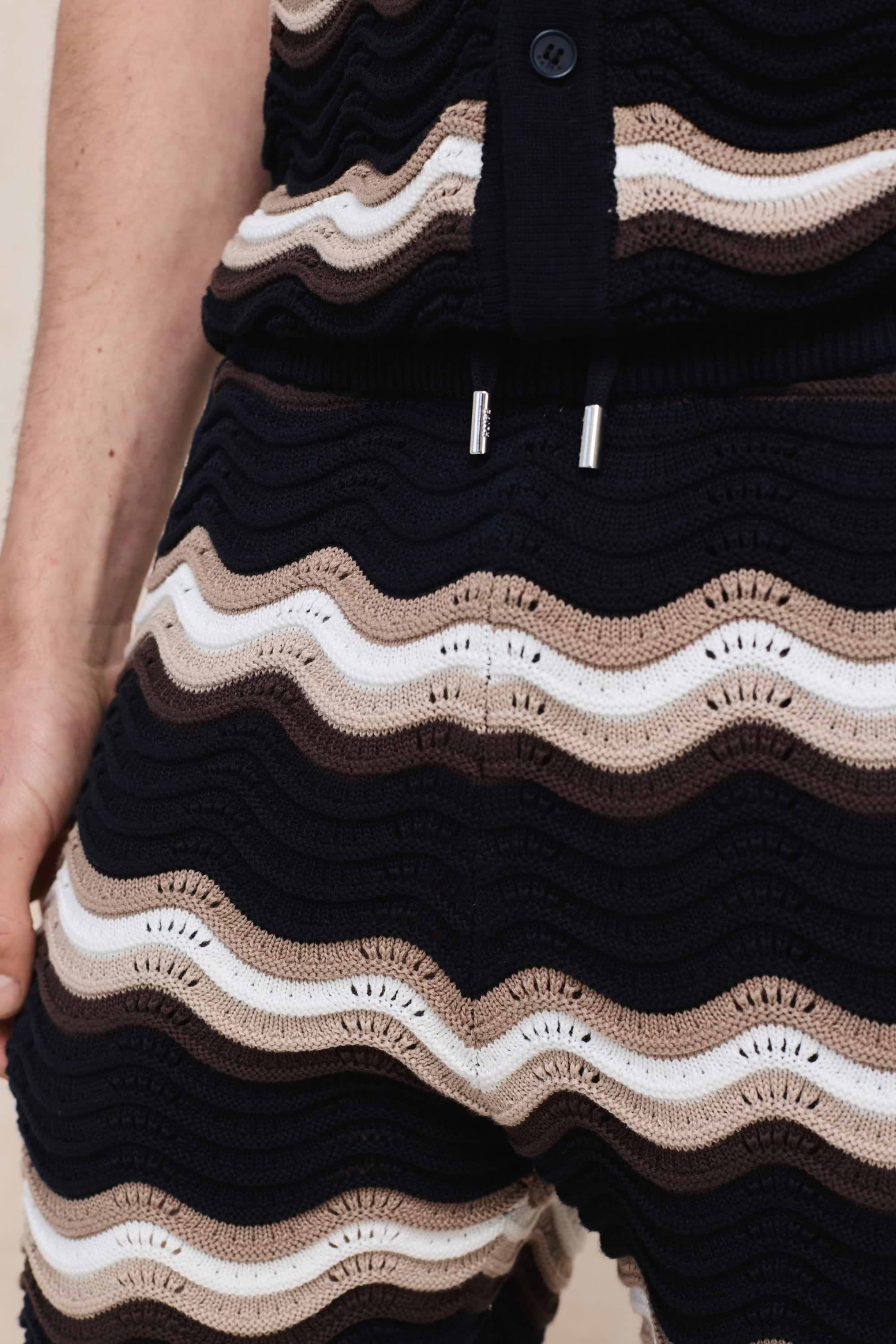 Primavera Crochet Knit Short - Black/Brown