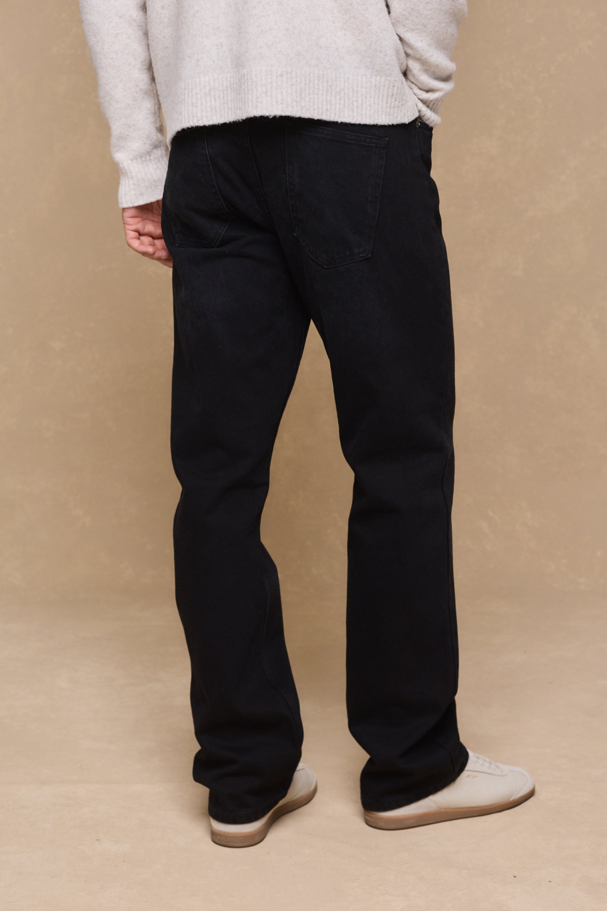 Mason Relaxed Fit Jeans - Black Wash