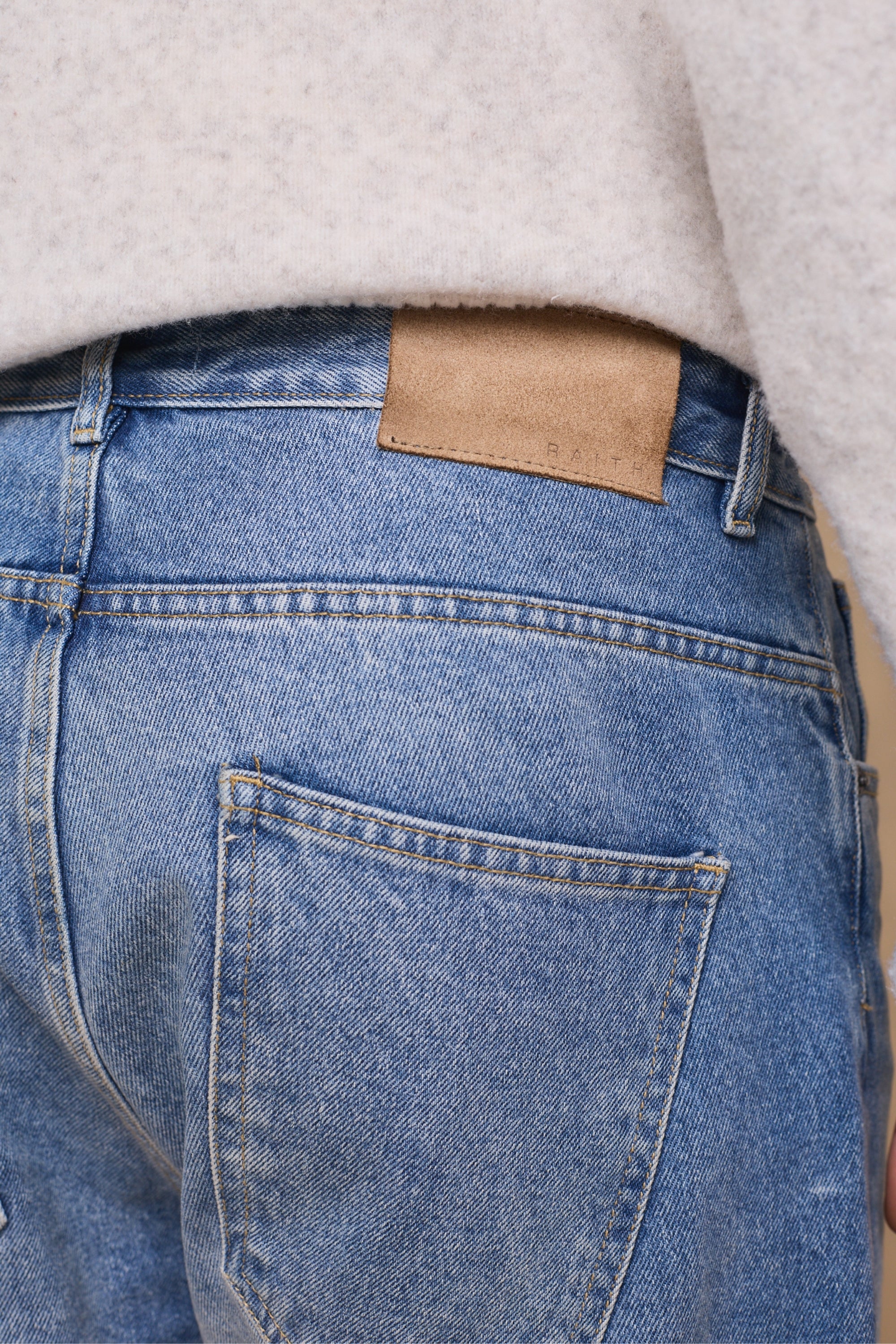 Mason Relaxed Fit Jeans - Midwash Indigo
