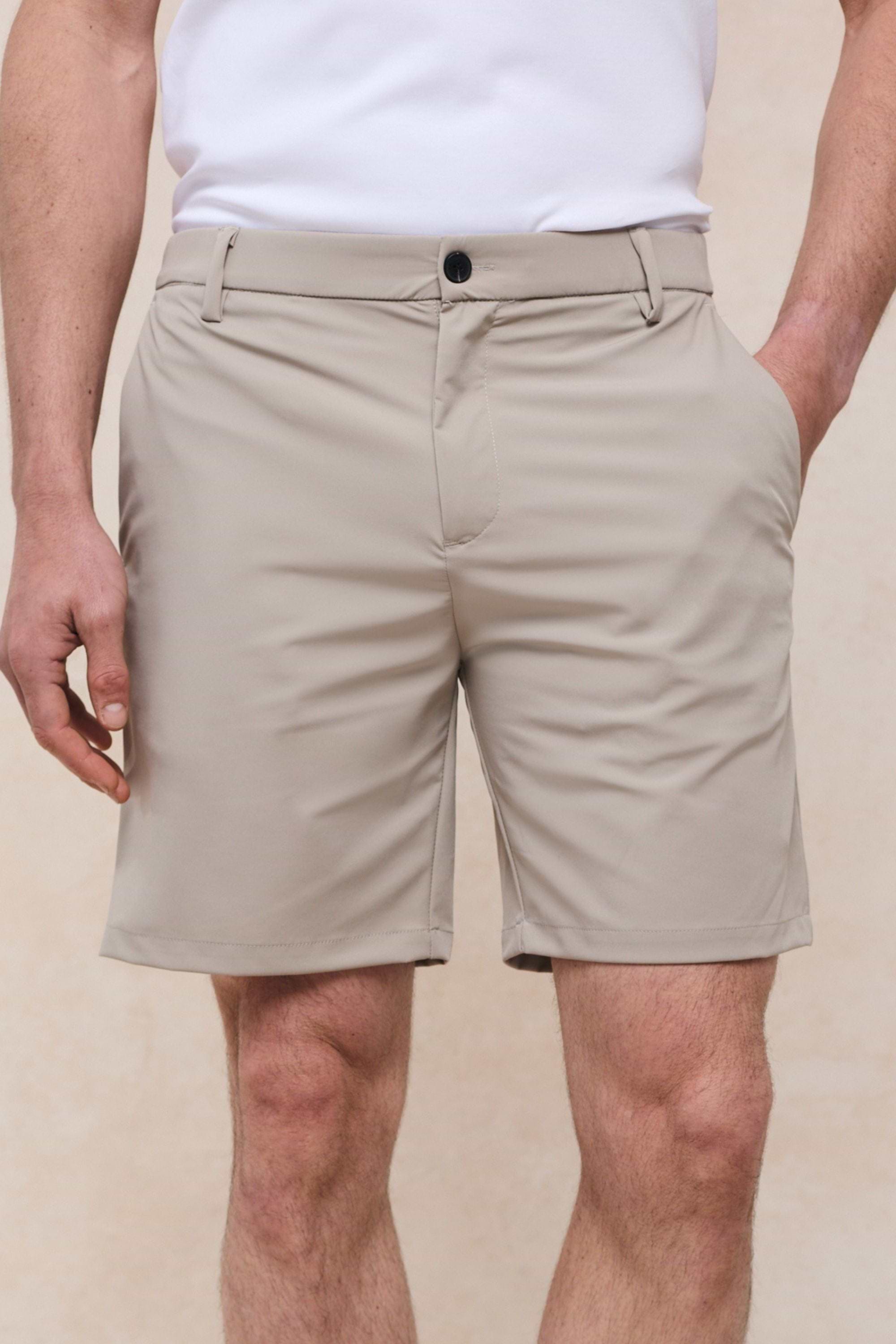 Luiz Hybrid Short - Beige