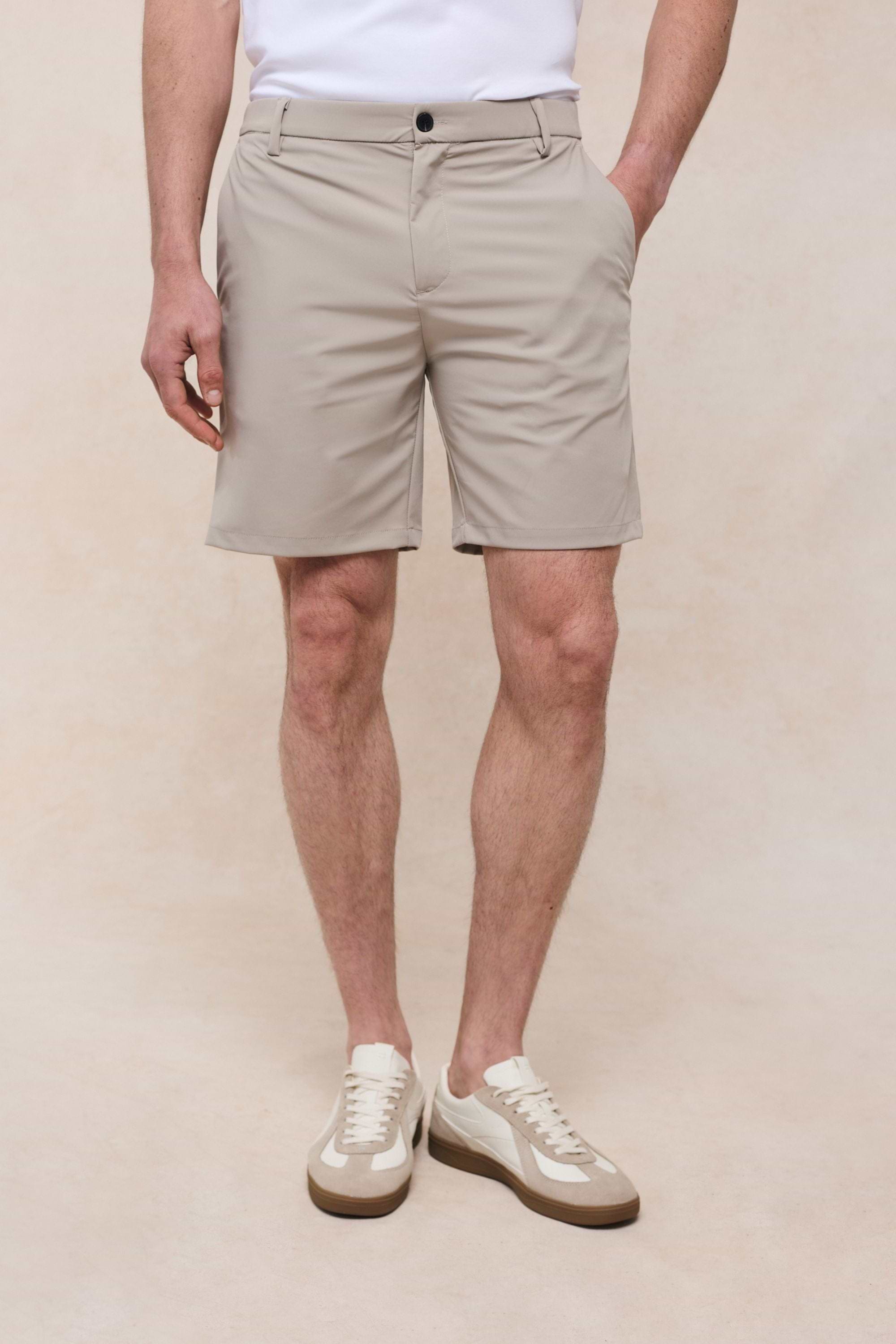 Luiz Hybrid Short - Beige