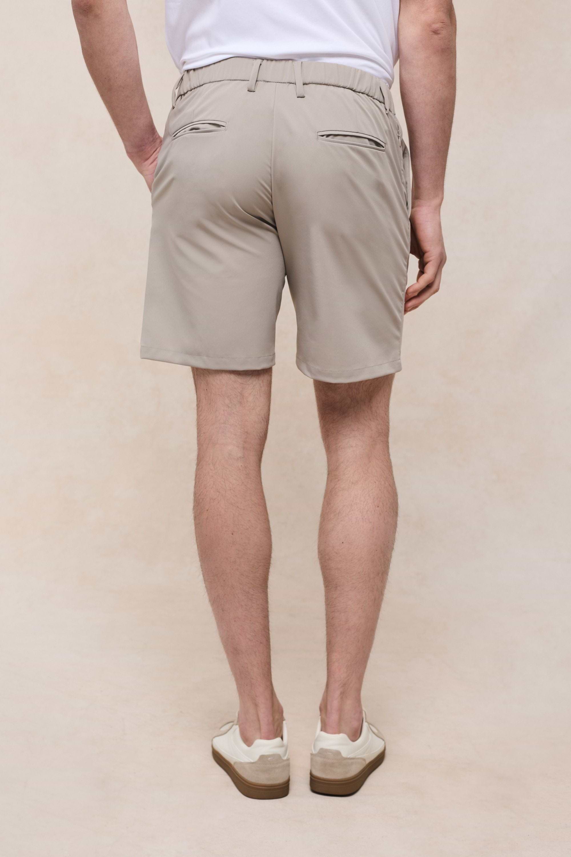 Luiz Hybrid Short - Beige