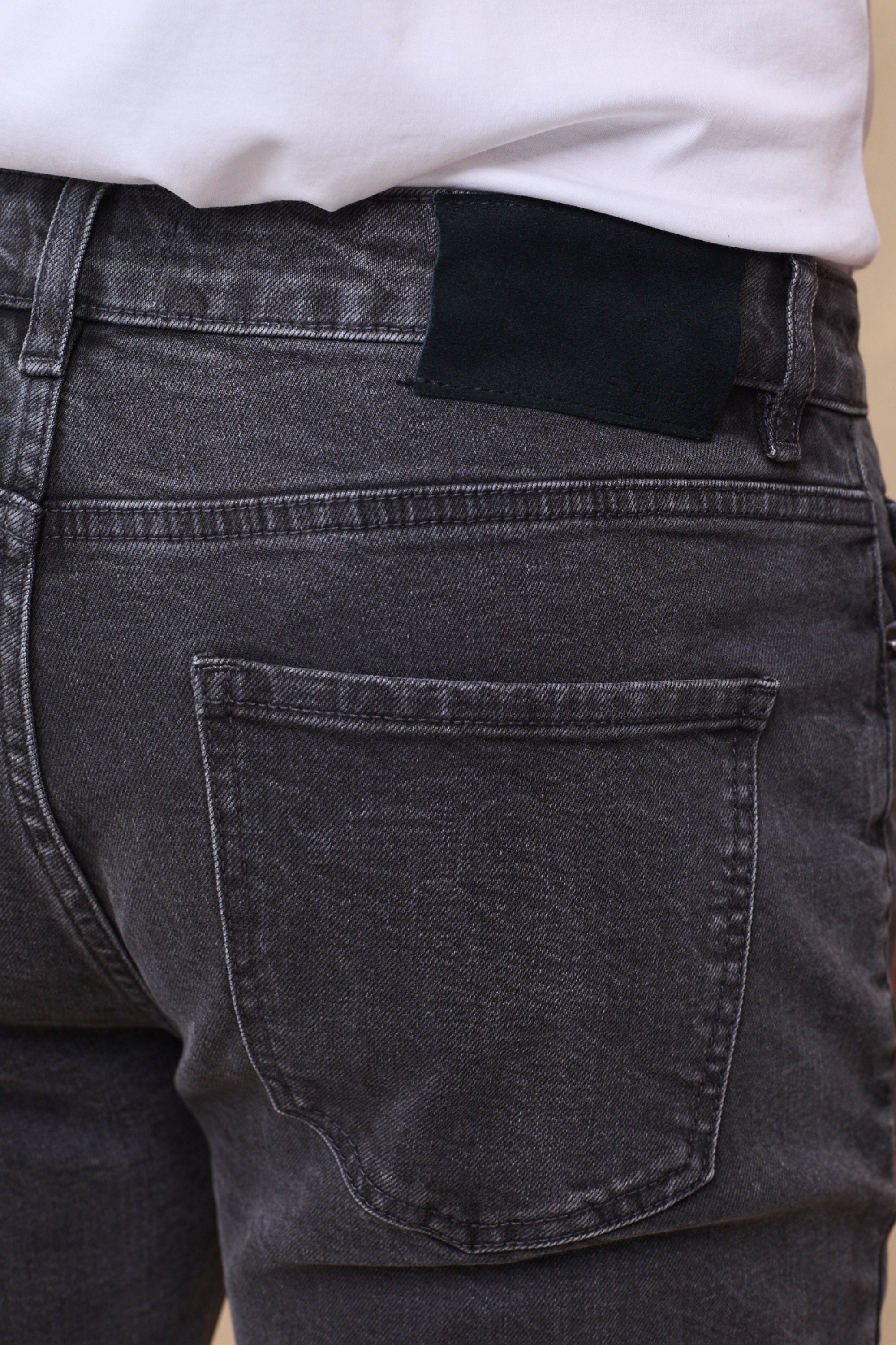 Marco Washed Jean - Light Washed Black