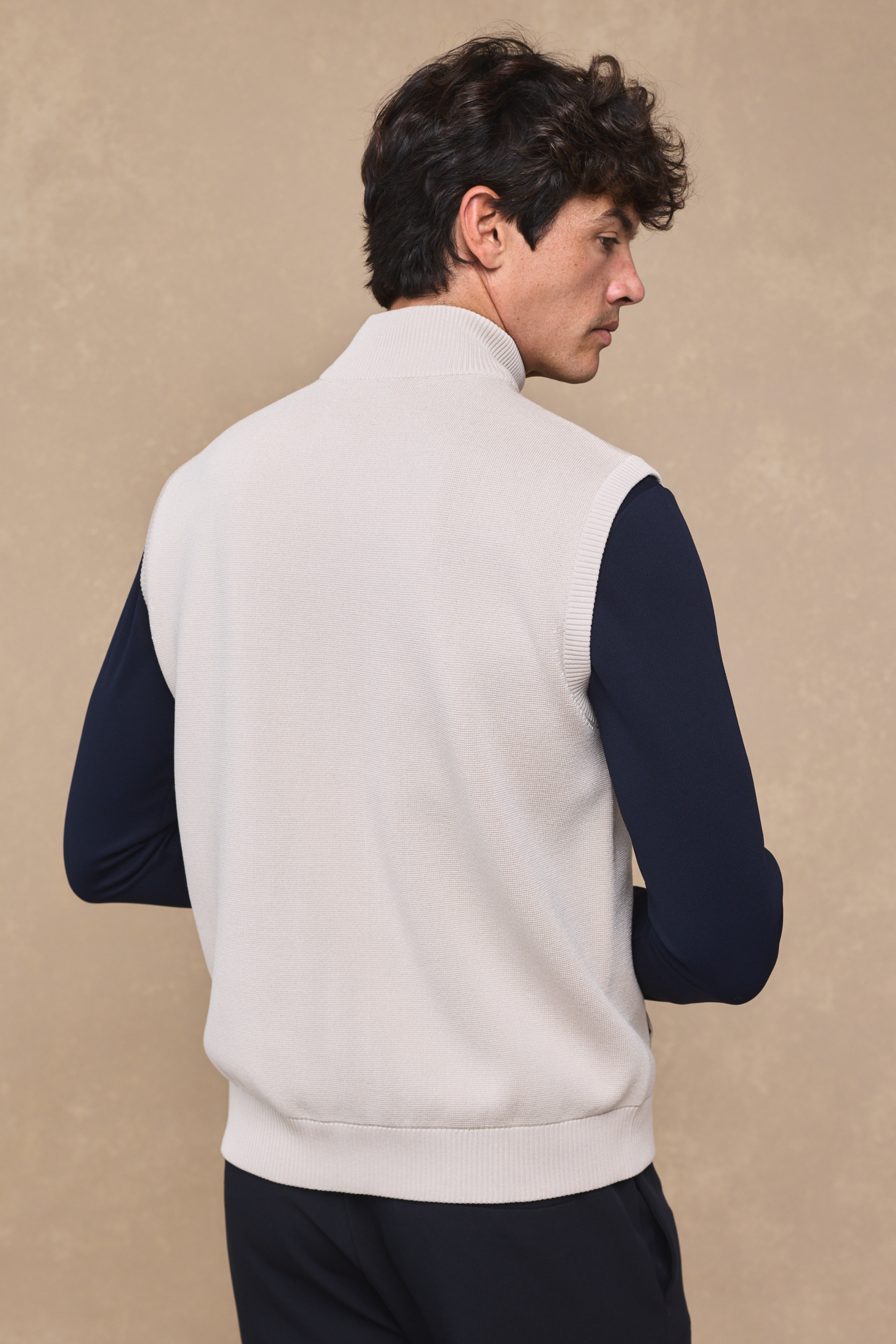Davi Hybrid Knitted Gilet - Stone