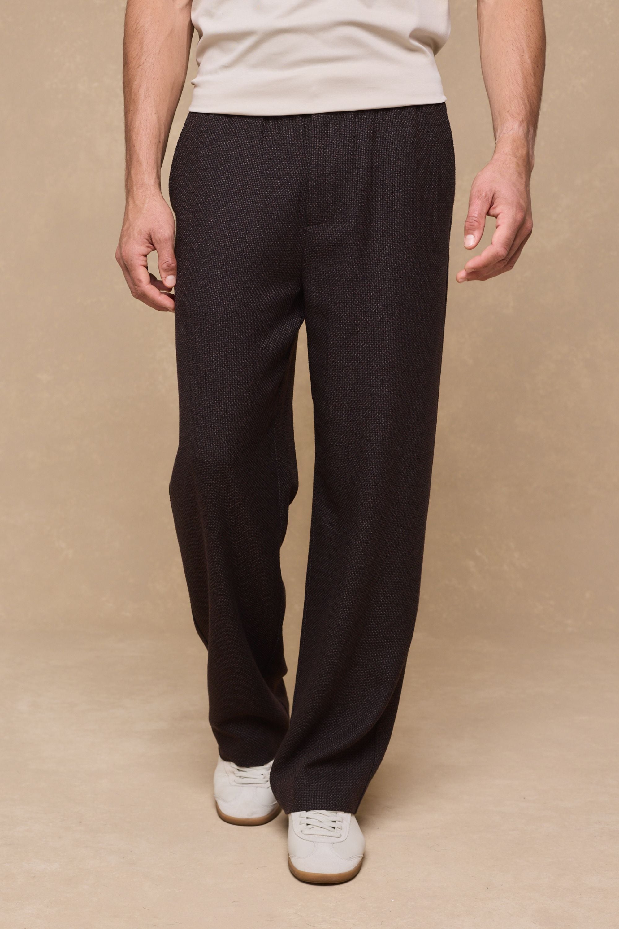 Lawrence Relaxed Fit Panelled Trouser - Brown