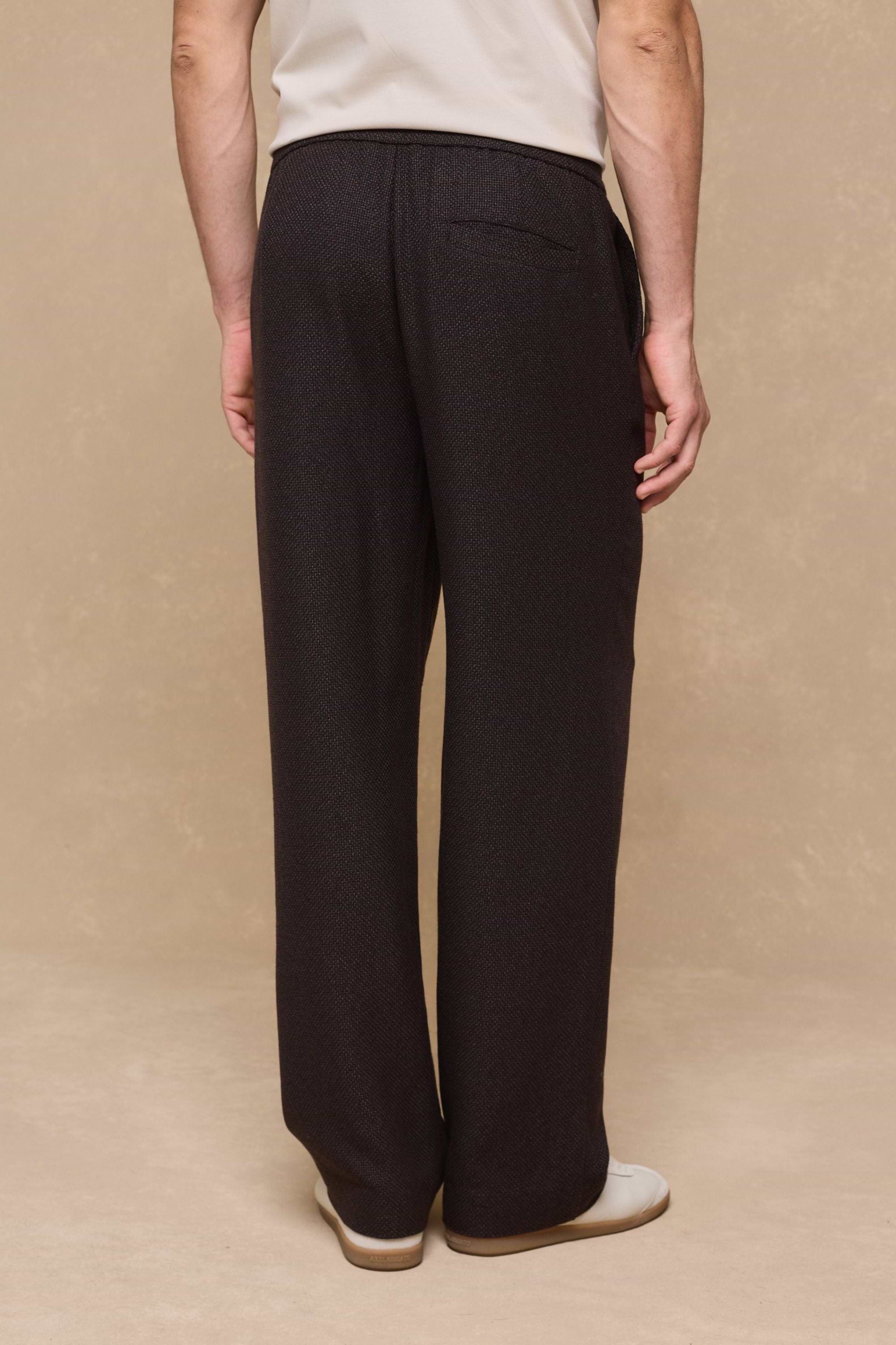 Lawrence Relaxed Fit Panelled Trouser - Brown
