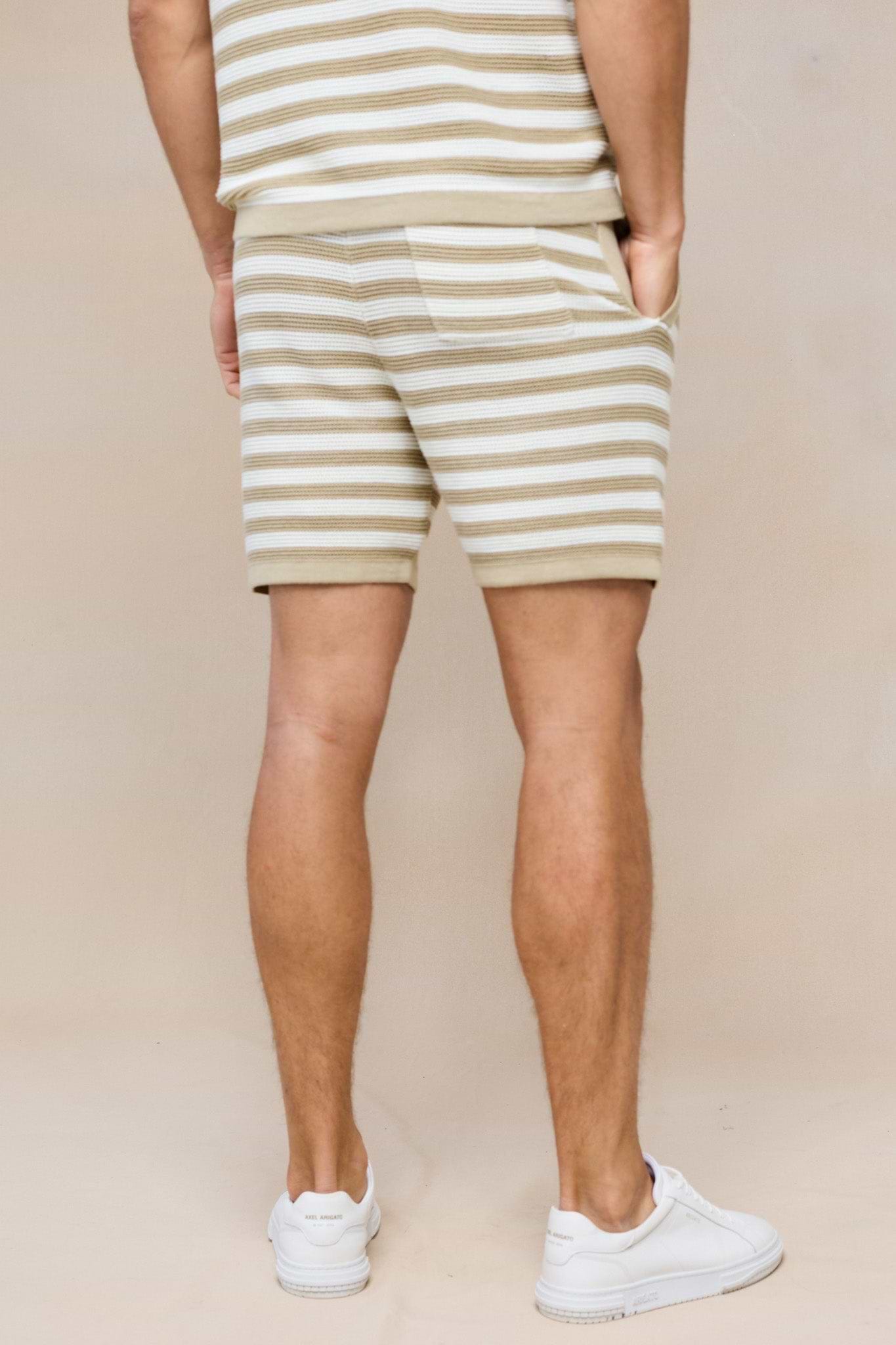 Lattolo Gestreifte Strickshorts - Ecru/Beige
