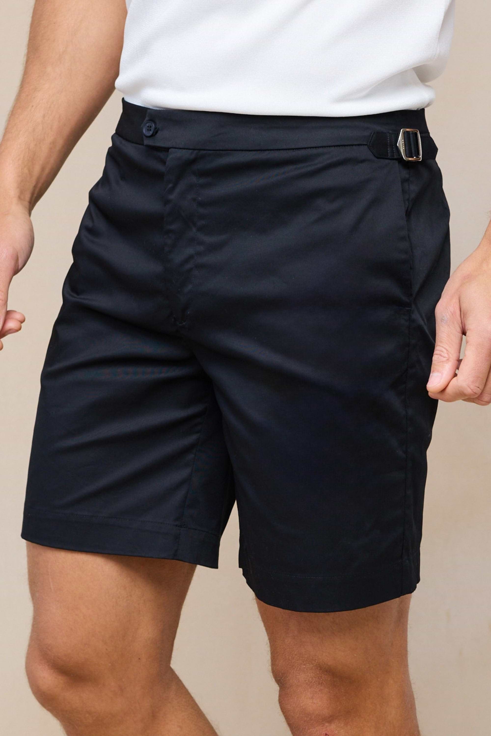 Pecori Buckle Shorts - Schwarz