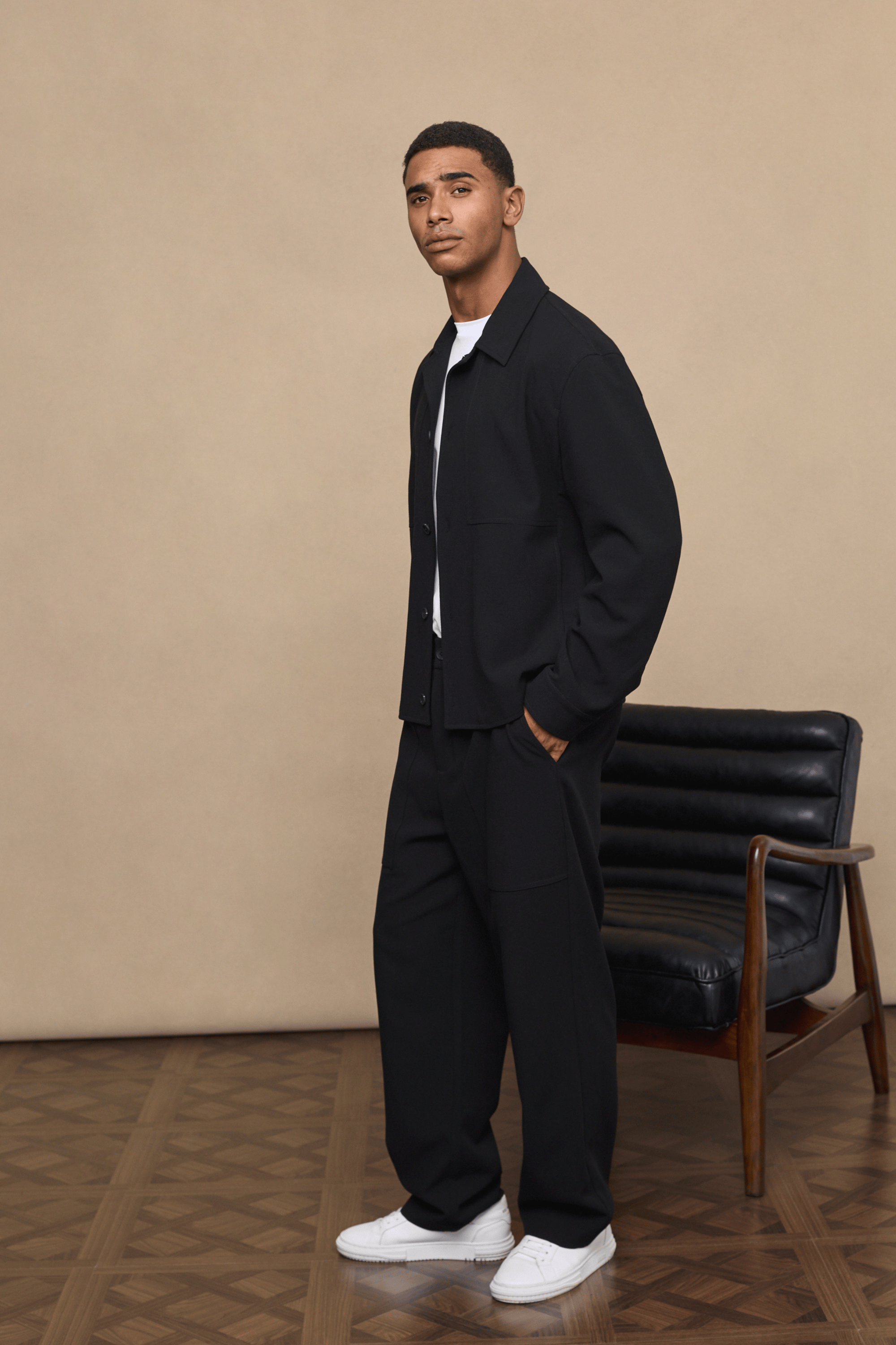 Julien Relaxed Panelled Trouser - Black