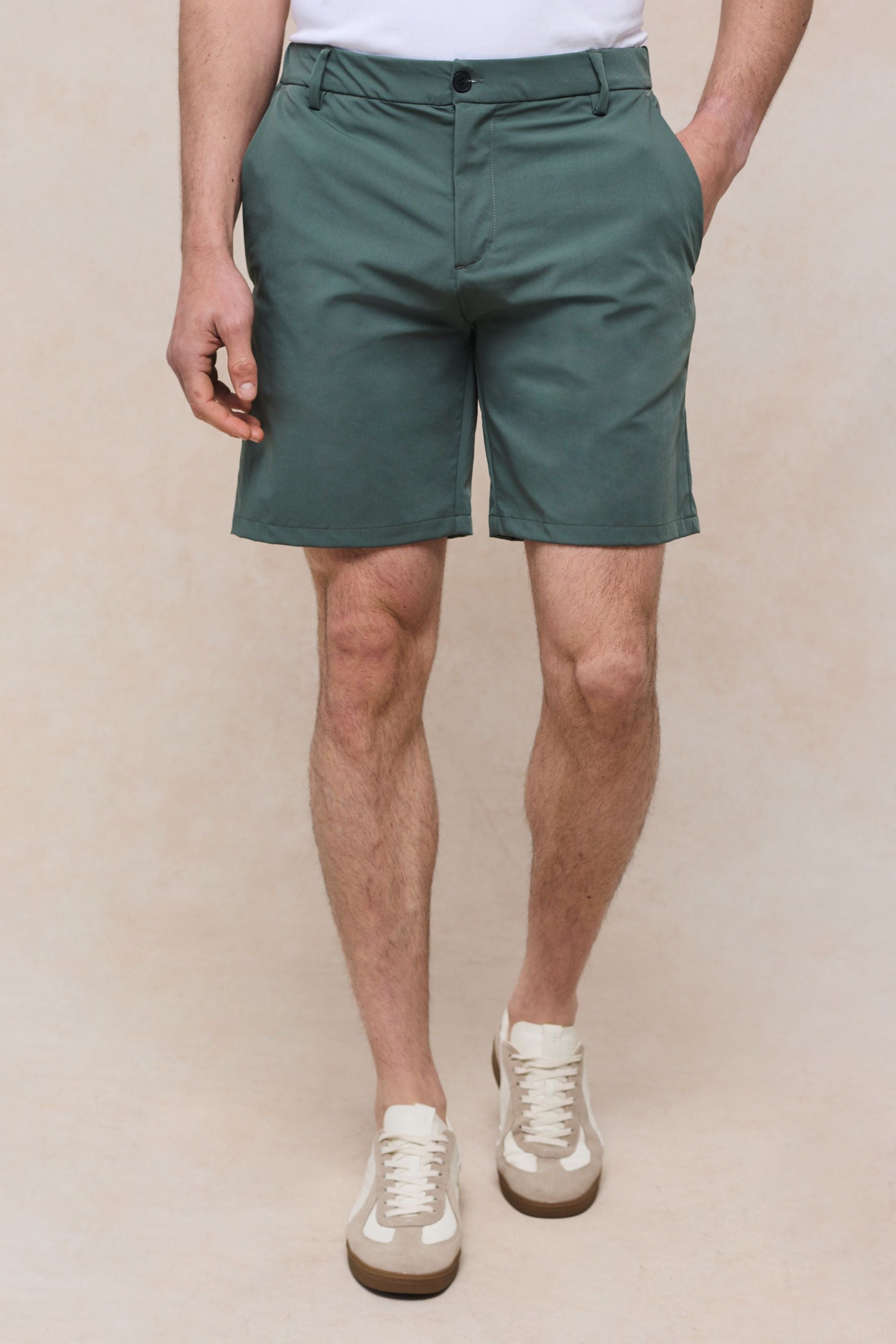Luiz Hybrid Short - Sage