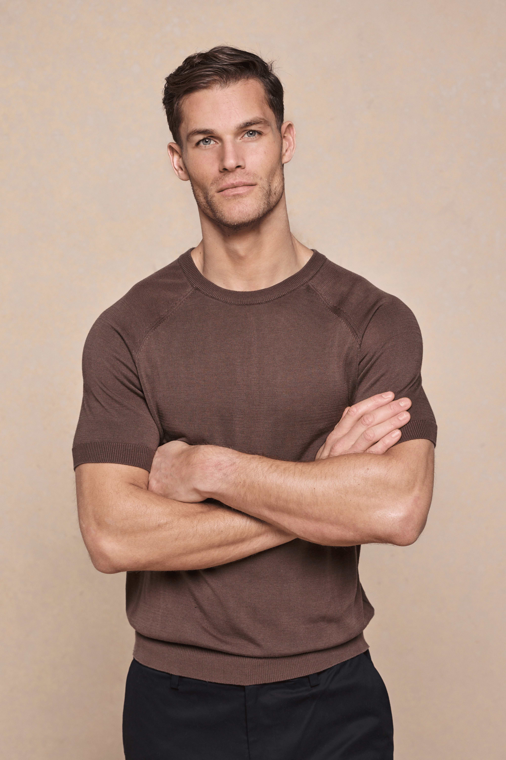 Riera Knit Crew Neck T-Shirt - Brown