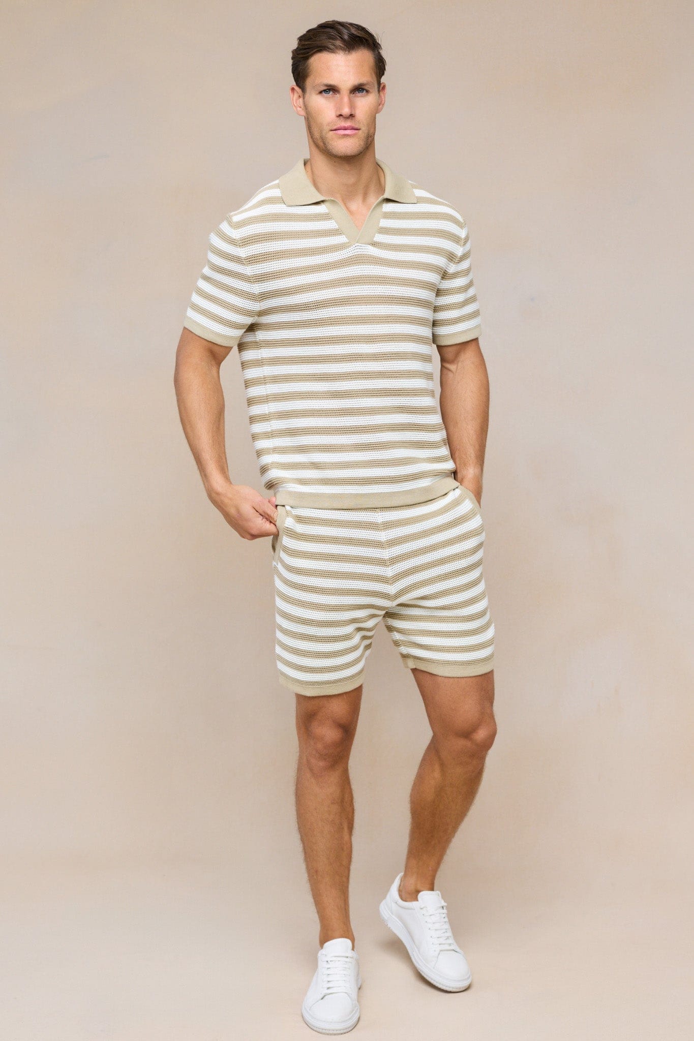 Lattolo Gestreifte Strickshorts - Ecru/Beige