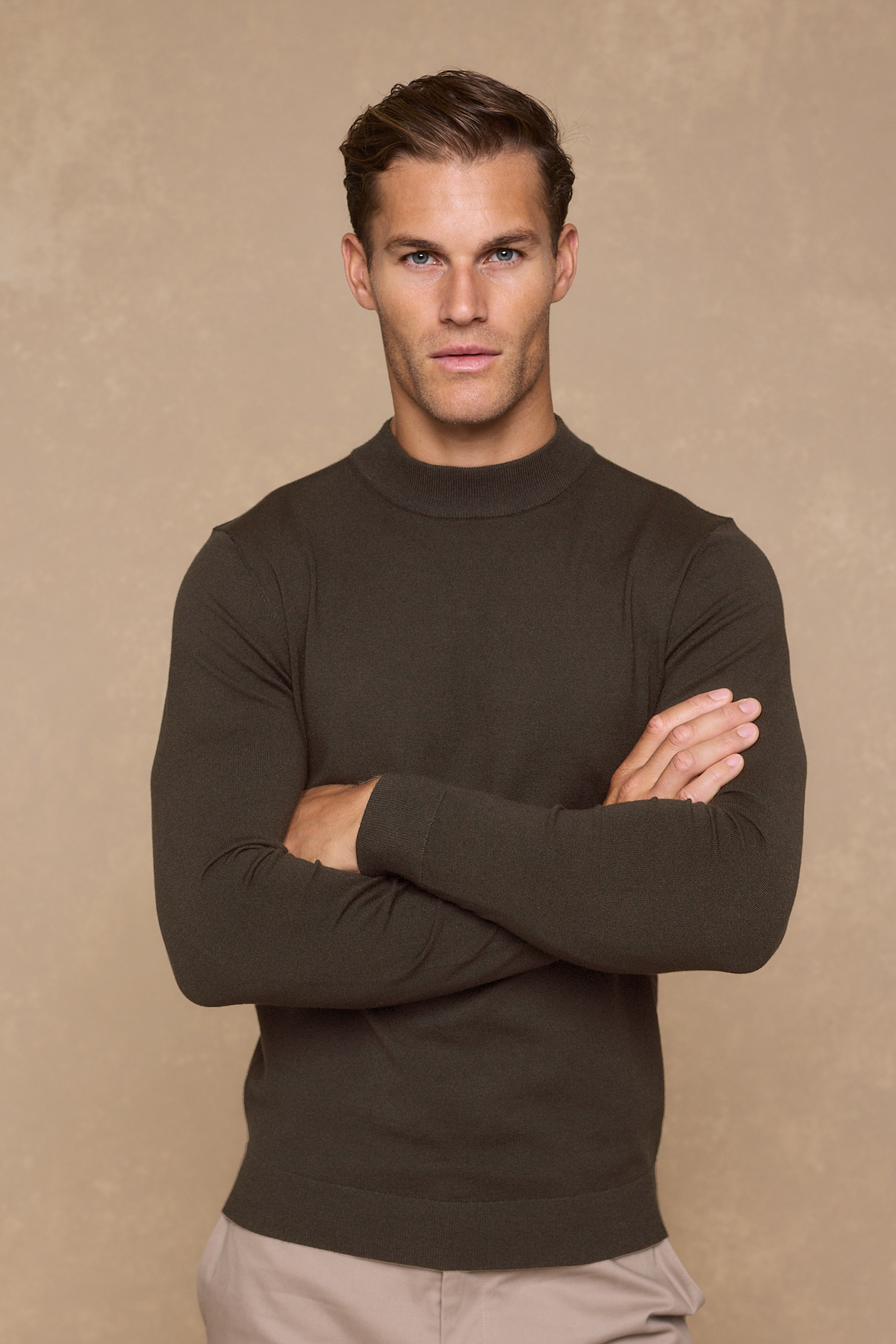 Noah Lightweight Crew Neck Sweater - Mocha