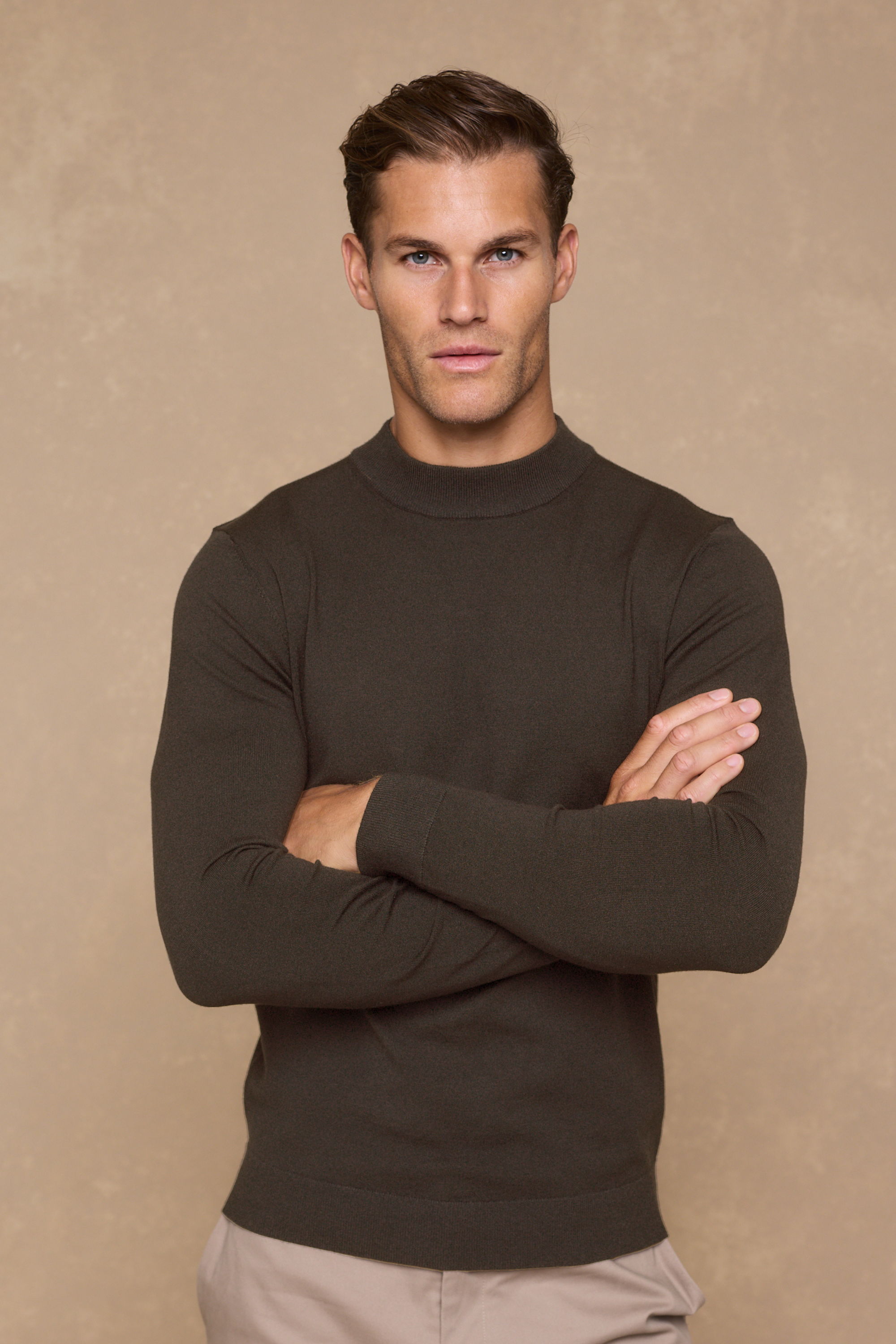 Noah Lightweight Crew Neck Sweater - Mocha