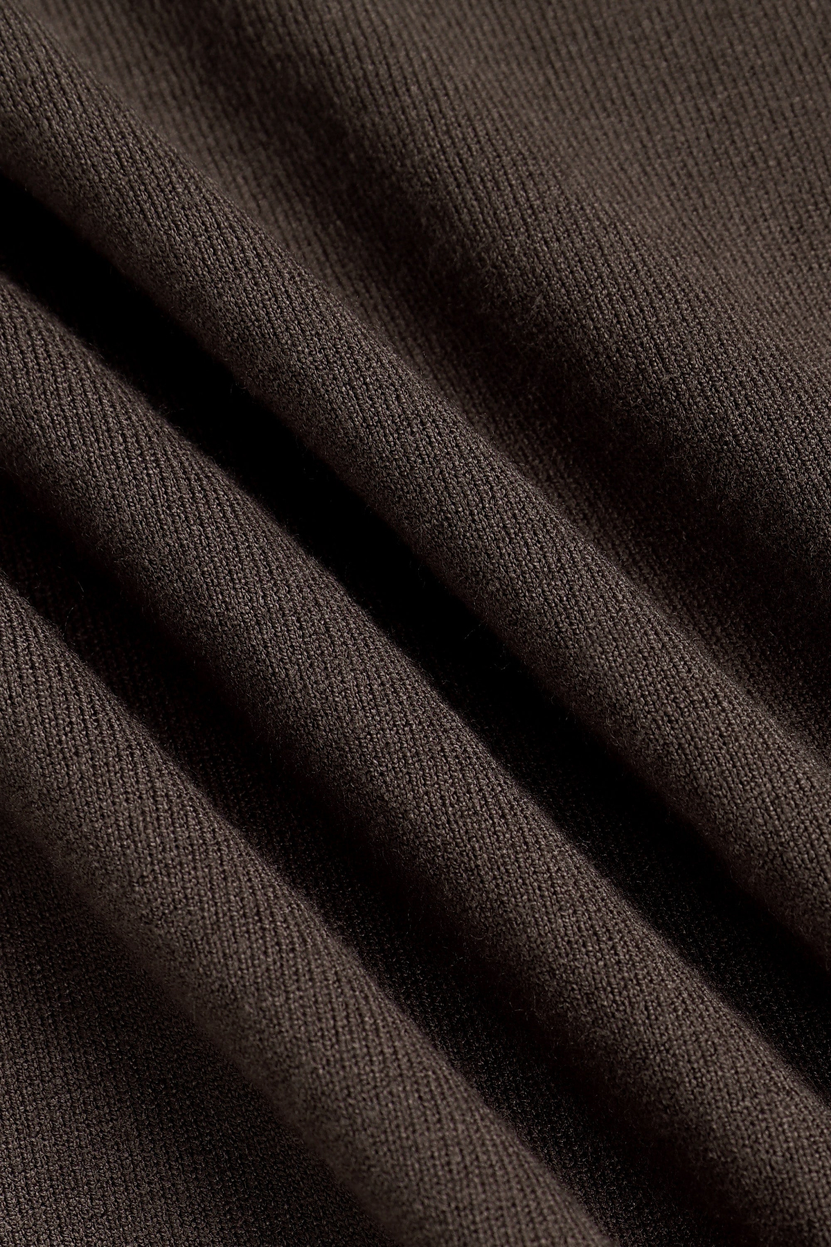 Noah Lightweight Crew Neck Sweater - Mocha