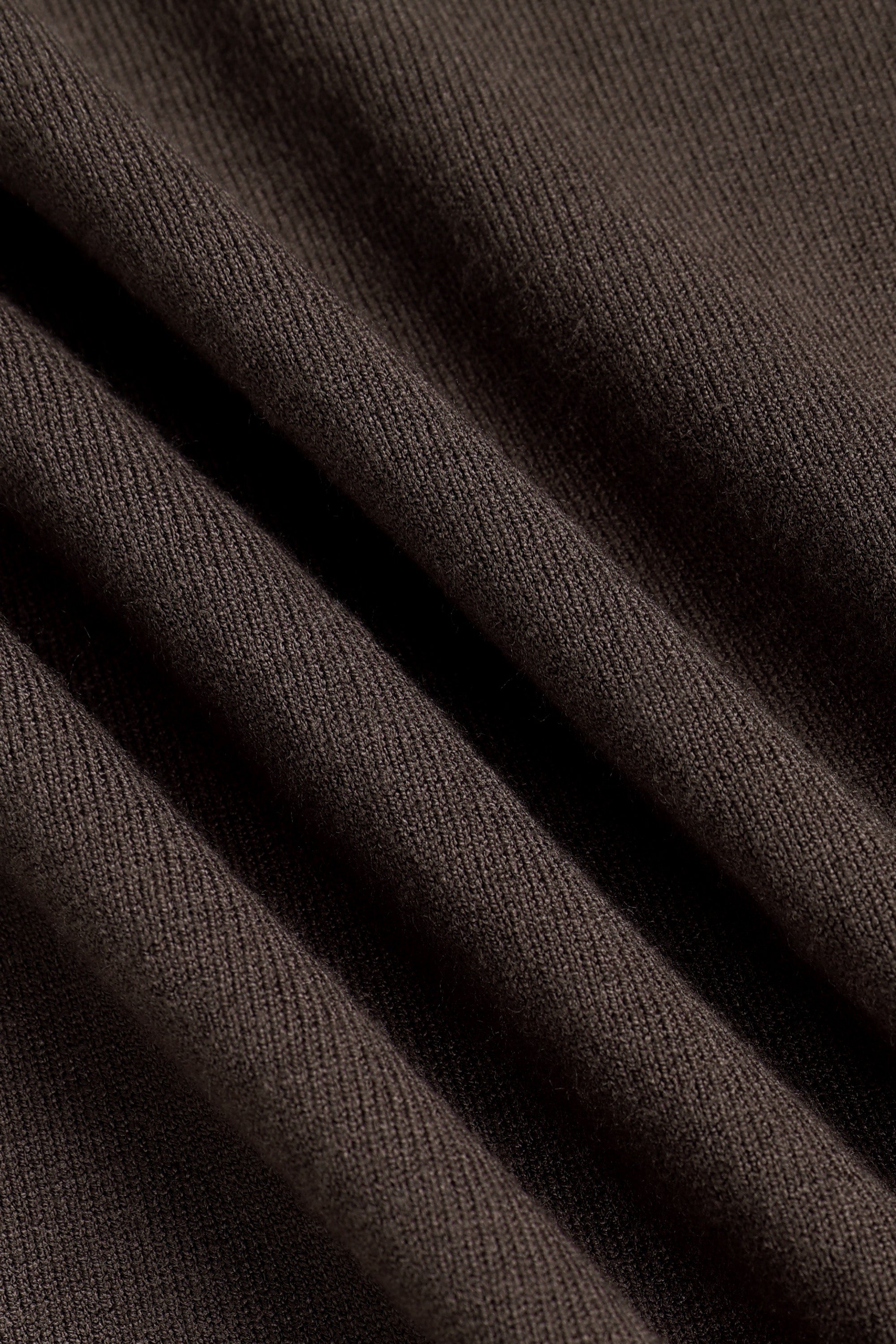 Noah Lightweight Crew Neck Sweater - Mocha