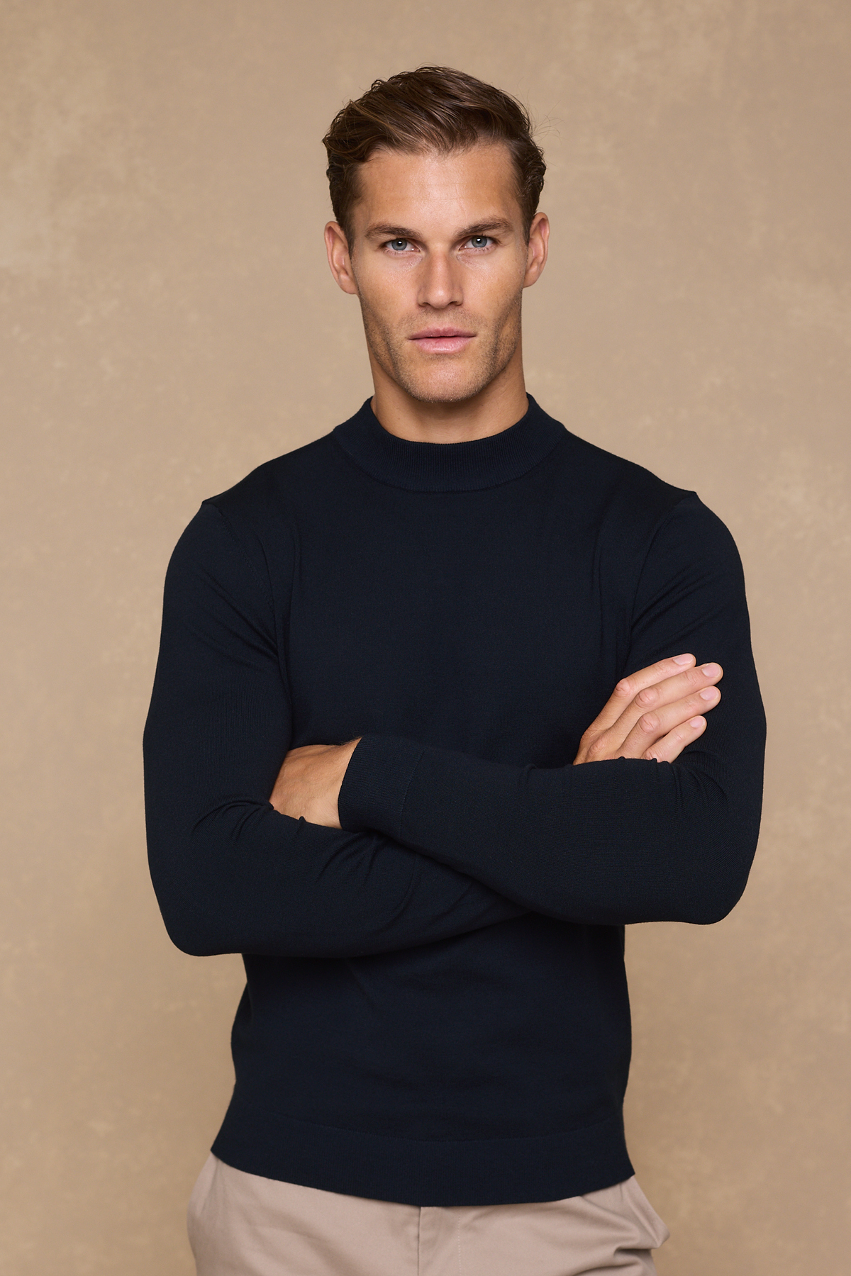 Noah Lightweight Crew Neck Sweater - Navy