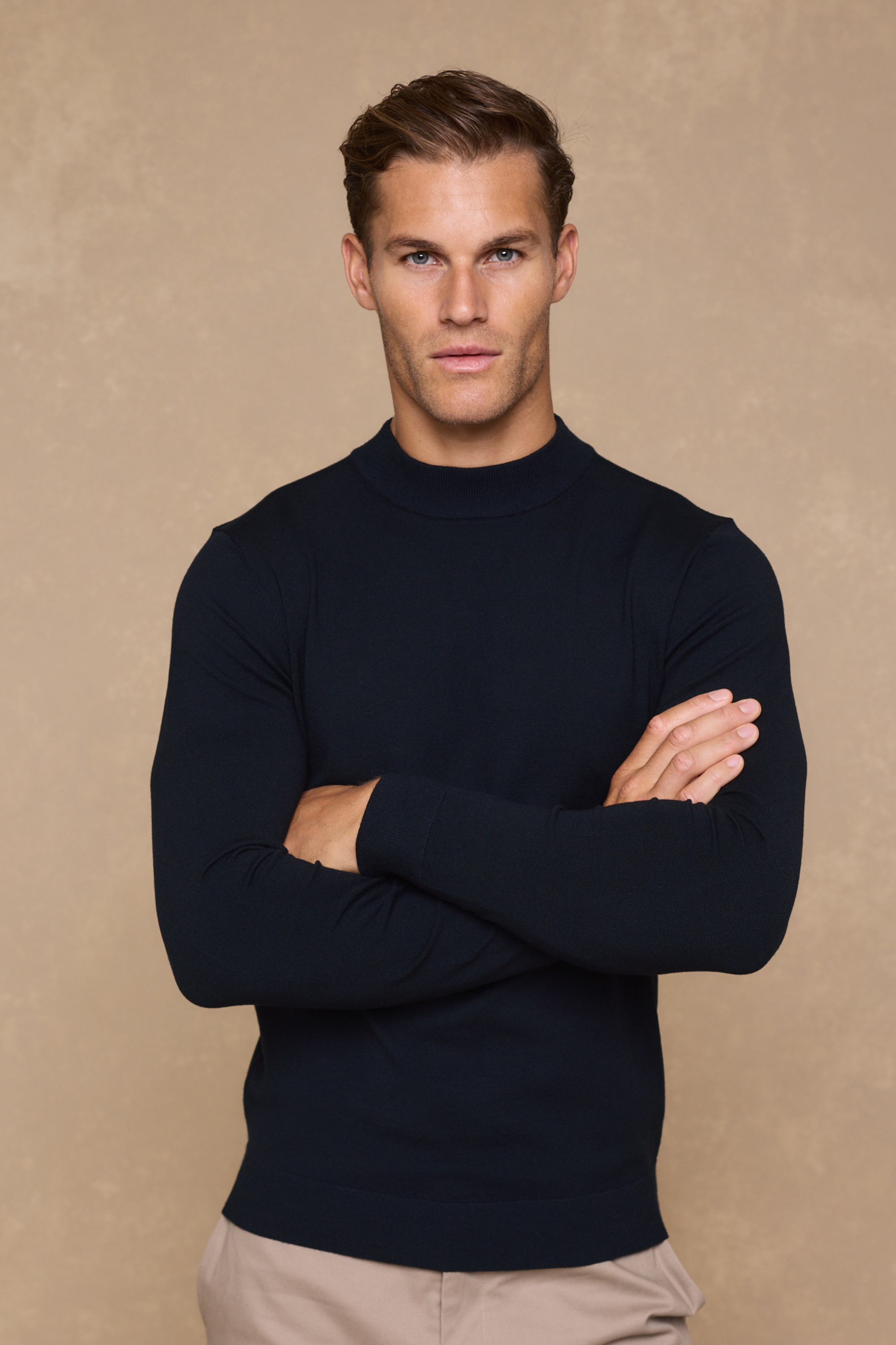 Noah Lightweight Crew Neck Sweater - Navy