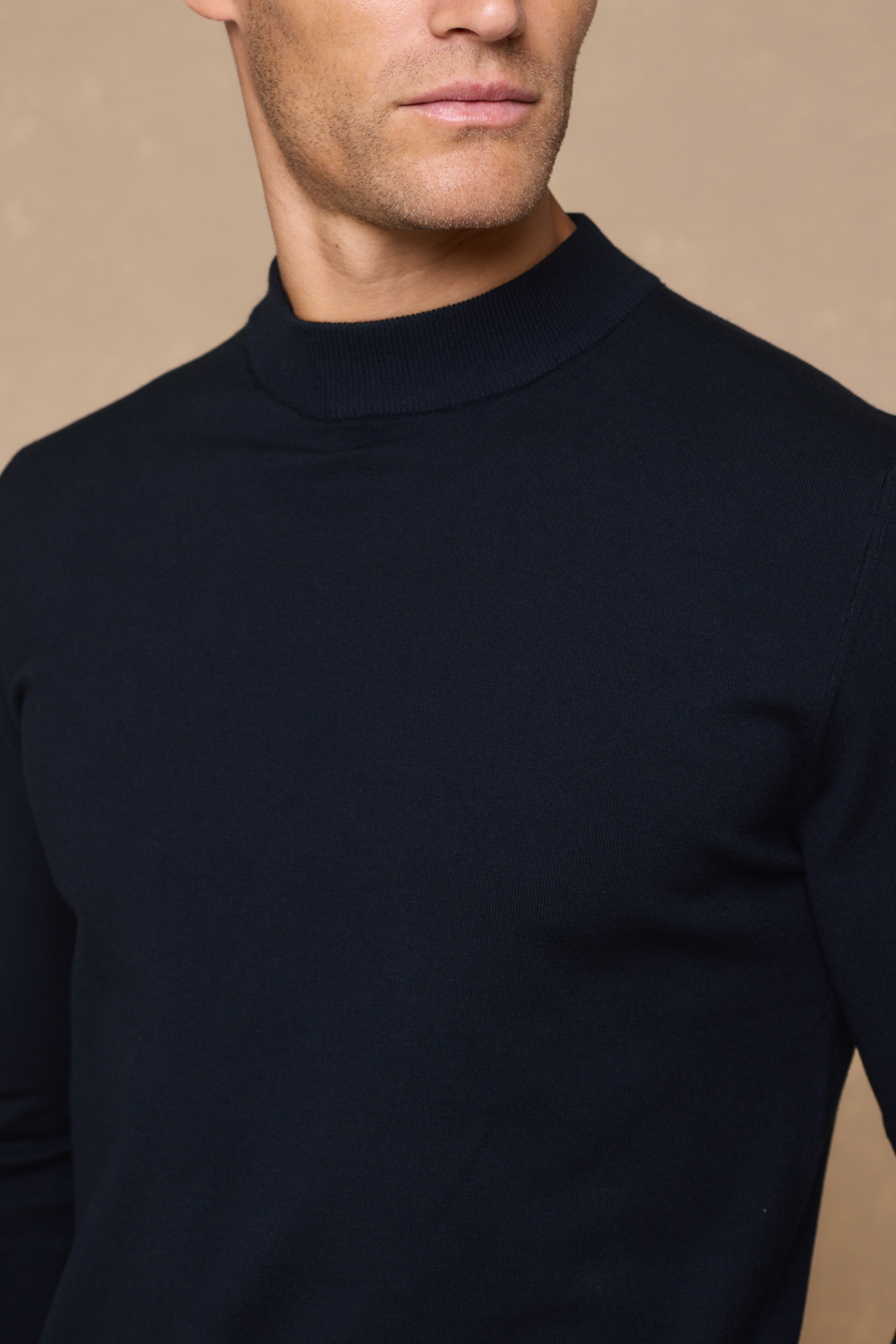Noah Lightweight Crew Neck Sweater - Navy