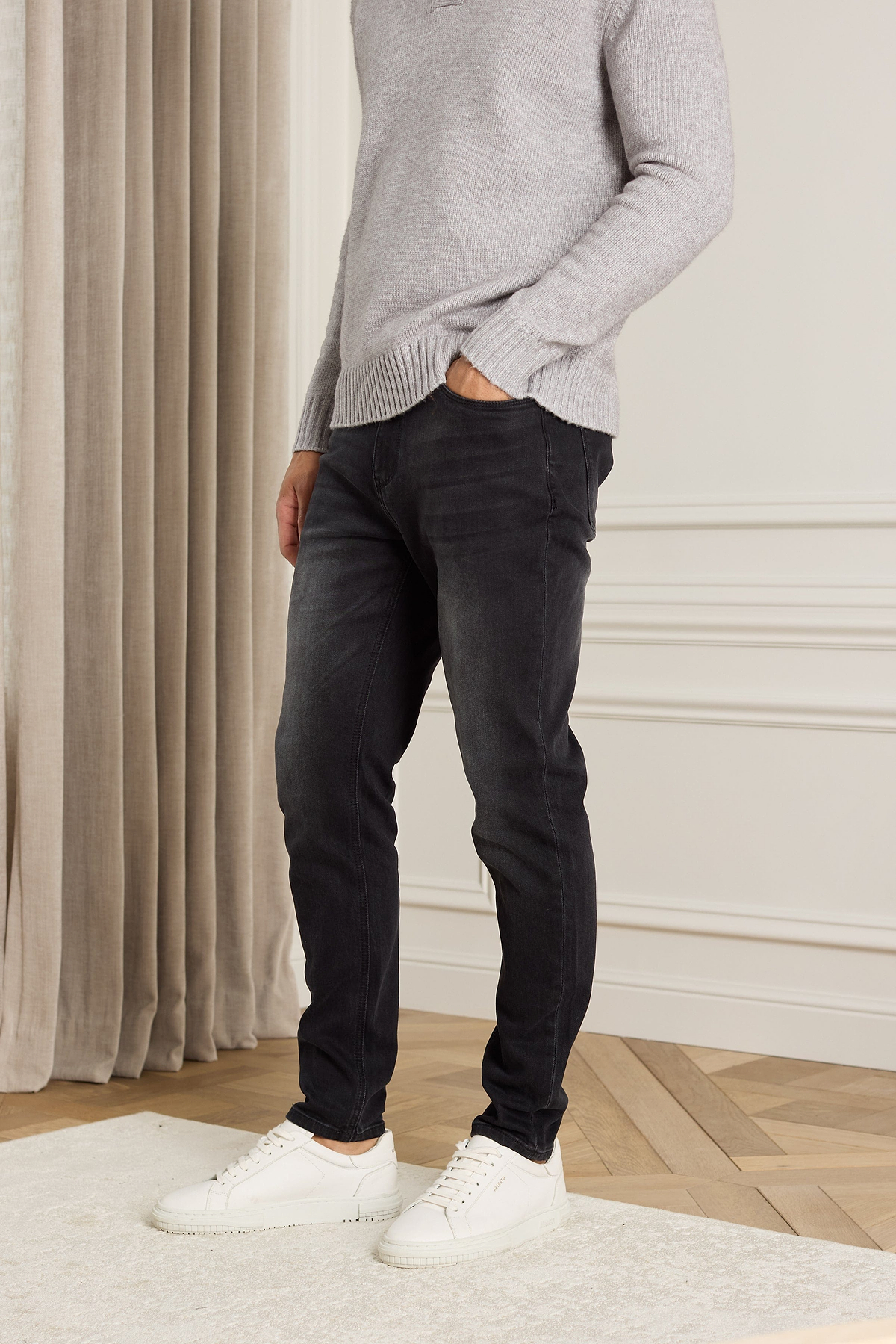 Louis Tapered Straight Leg Stretch-Denim – Verwaschenes Schwarz