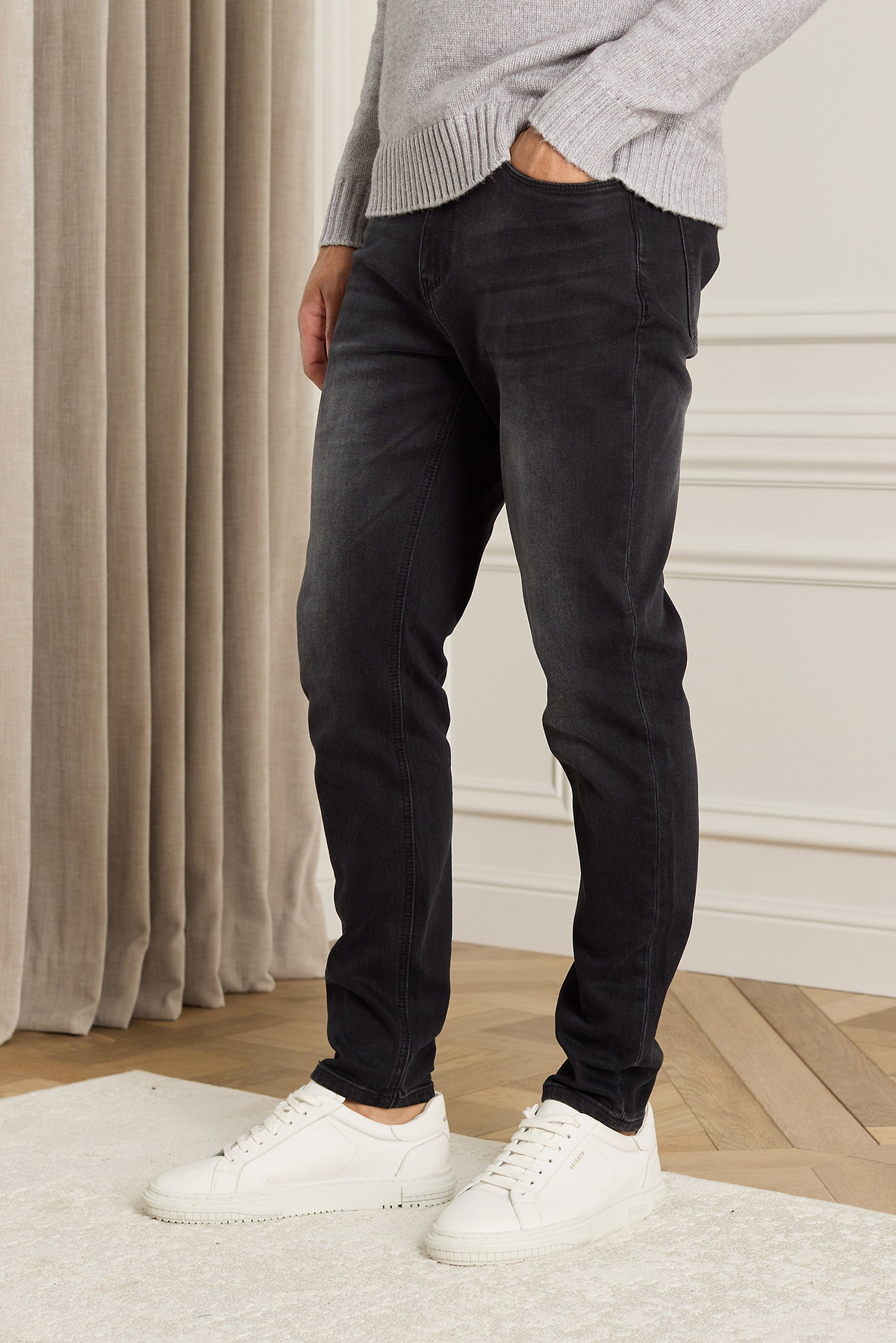 Louis Tapered Straight Leg Stretch-Denim – Verwaschenes Schwarz