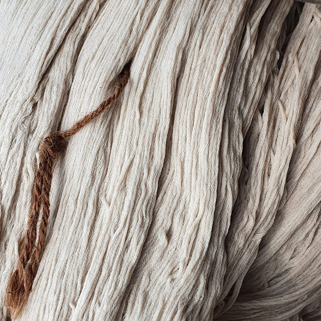 6 Reasons Why Undyed Wool Rugs are in Demand