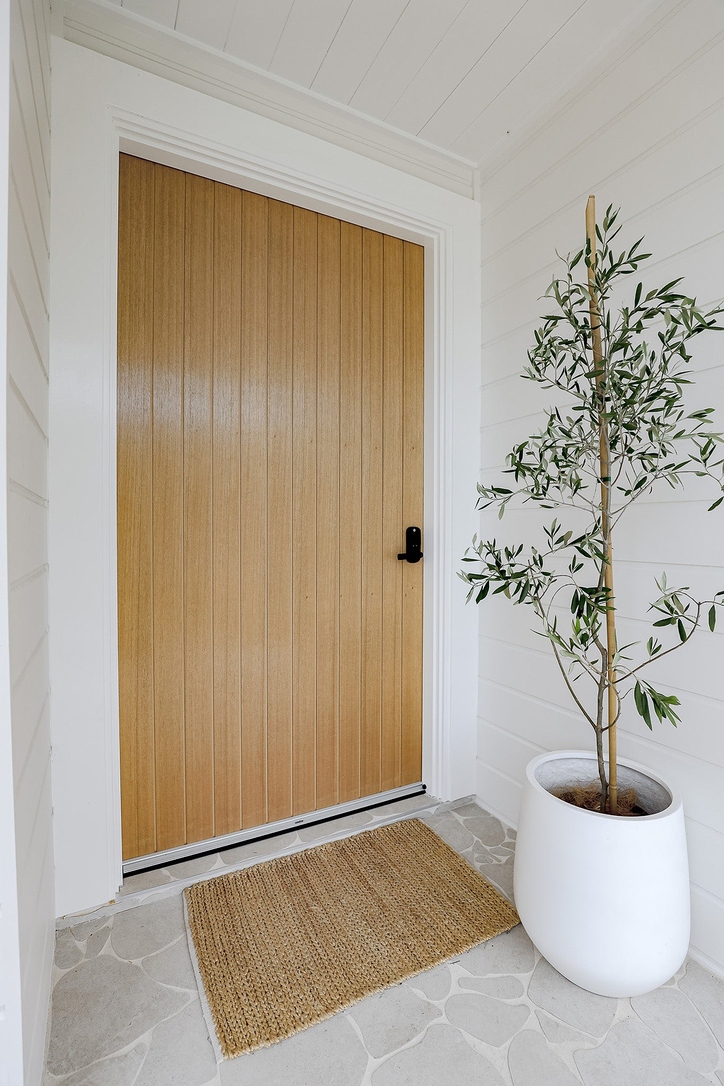 Dharma Braided Jute Doormat in Natural