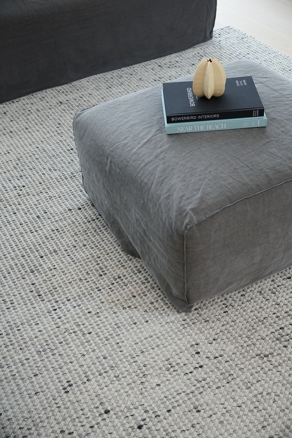 Soma Wool Rug in Grey