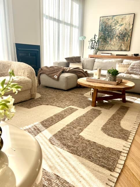 Leblon Abstract Pattern New Zealand Wool Rug in Natural