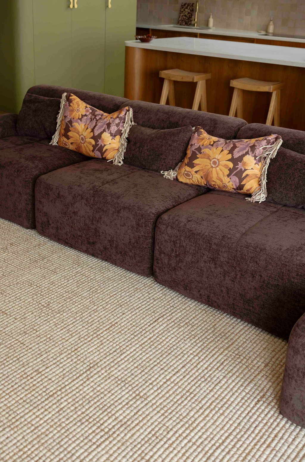Alskar Handwoven Wool and Jute Rug in Wheat