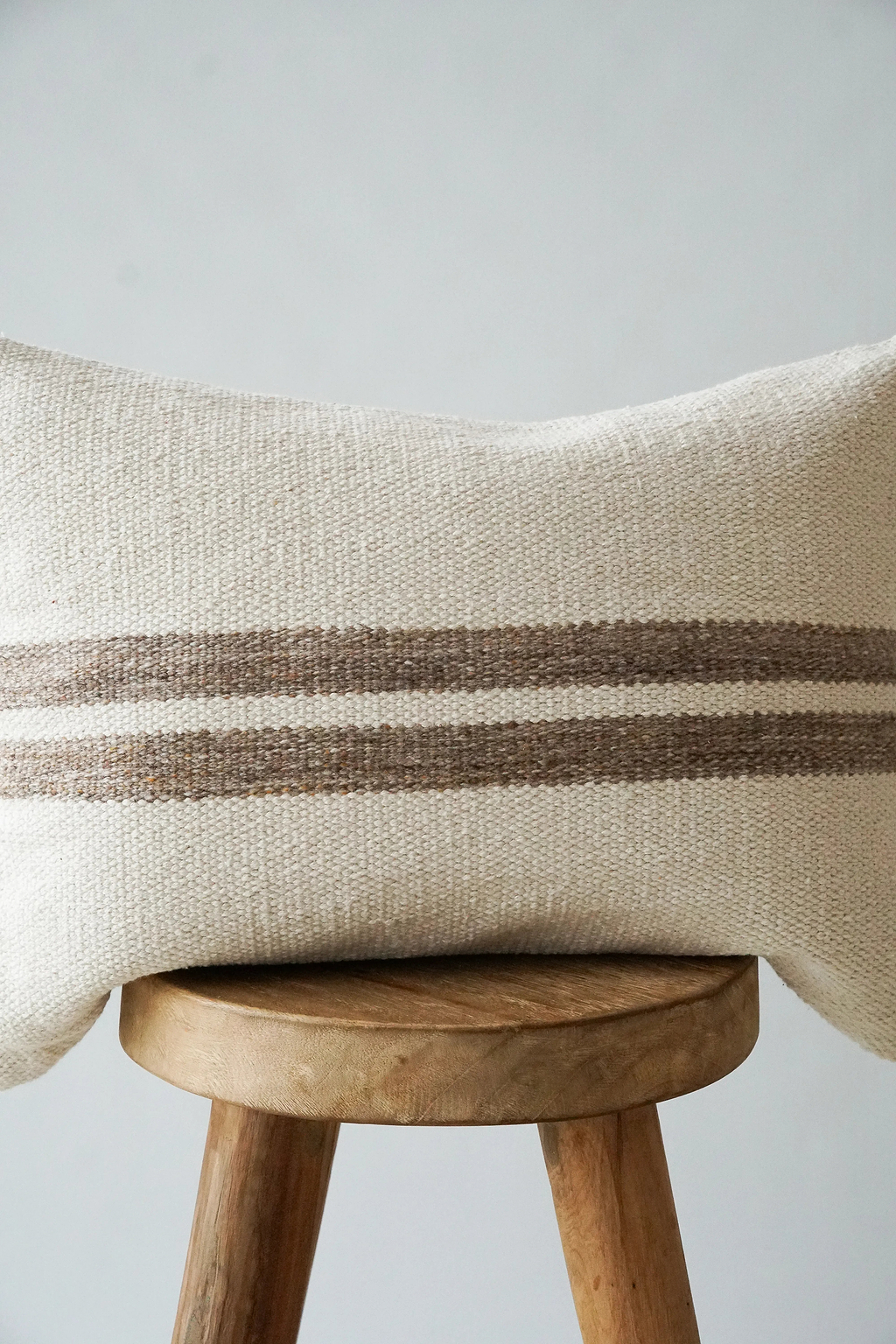 Amaya Lumbar Cushion