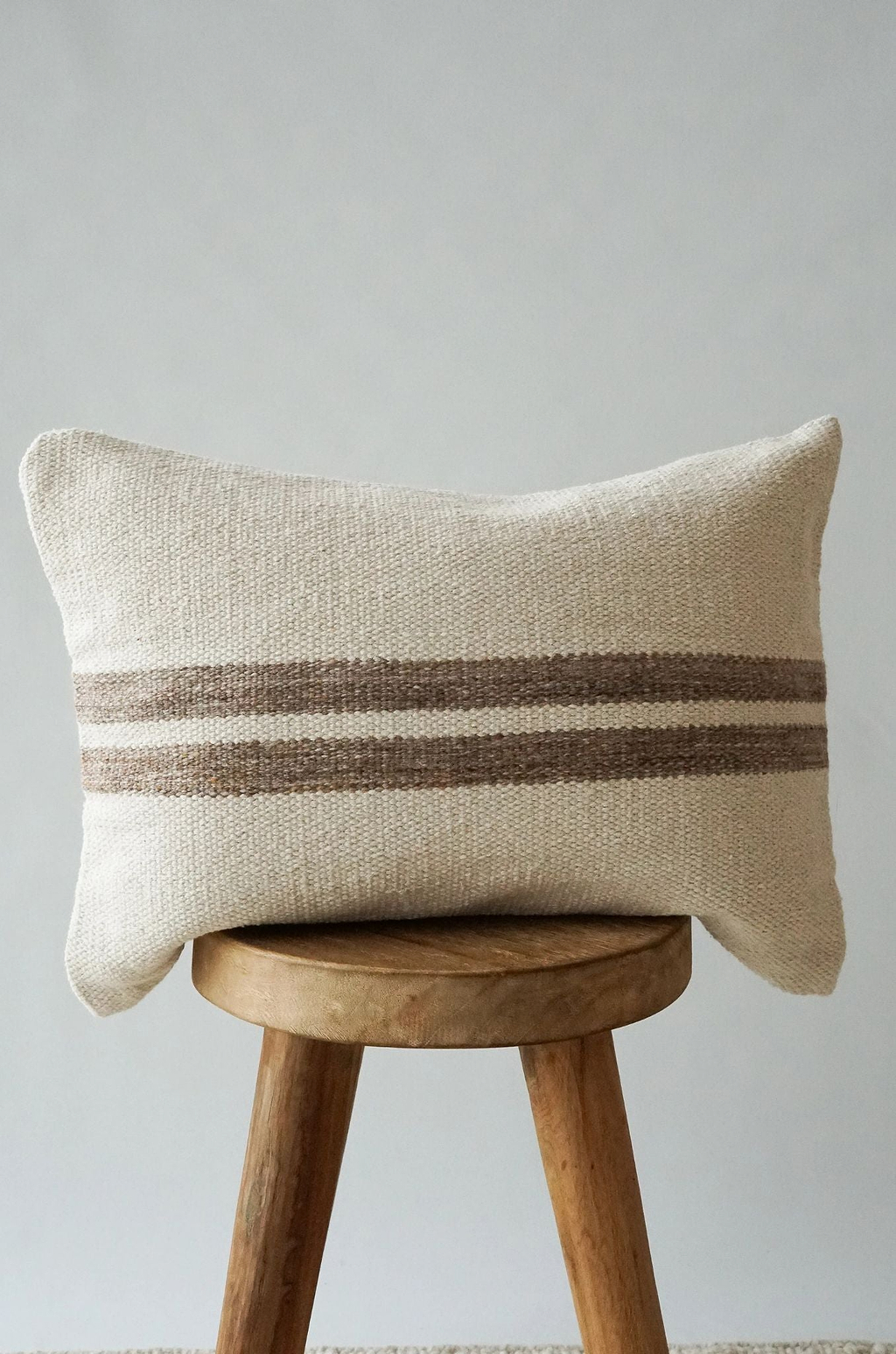 Amaya Lumbar Cushion