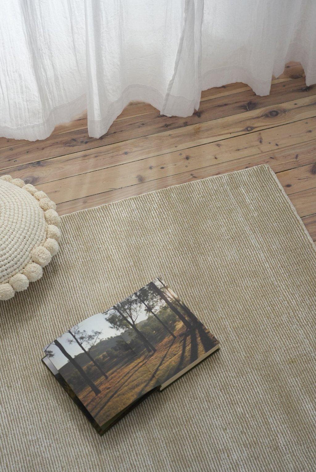 Yarra Linea Rug in Olive and Cream