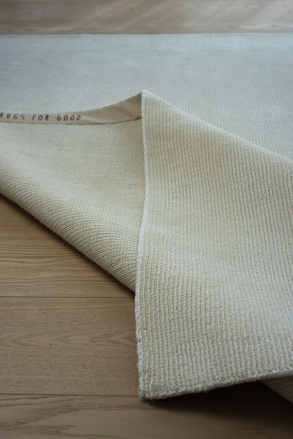 Sample of Yarra Linea Rug in Cream