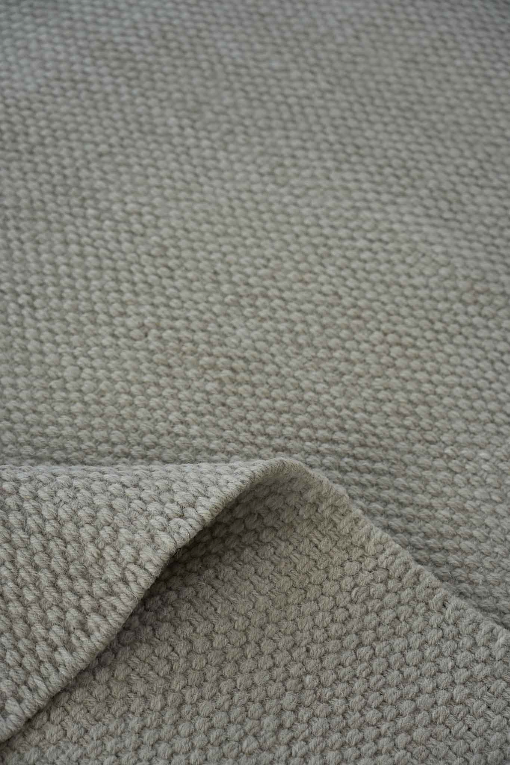 Cape Basket Weave Rug in Pumice