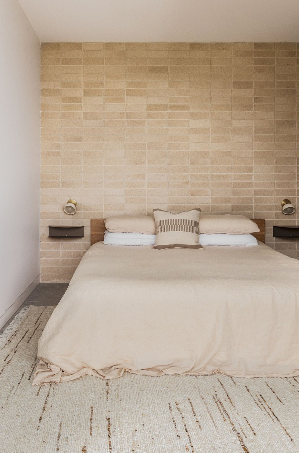 Dhara Cushion in Sand