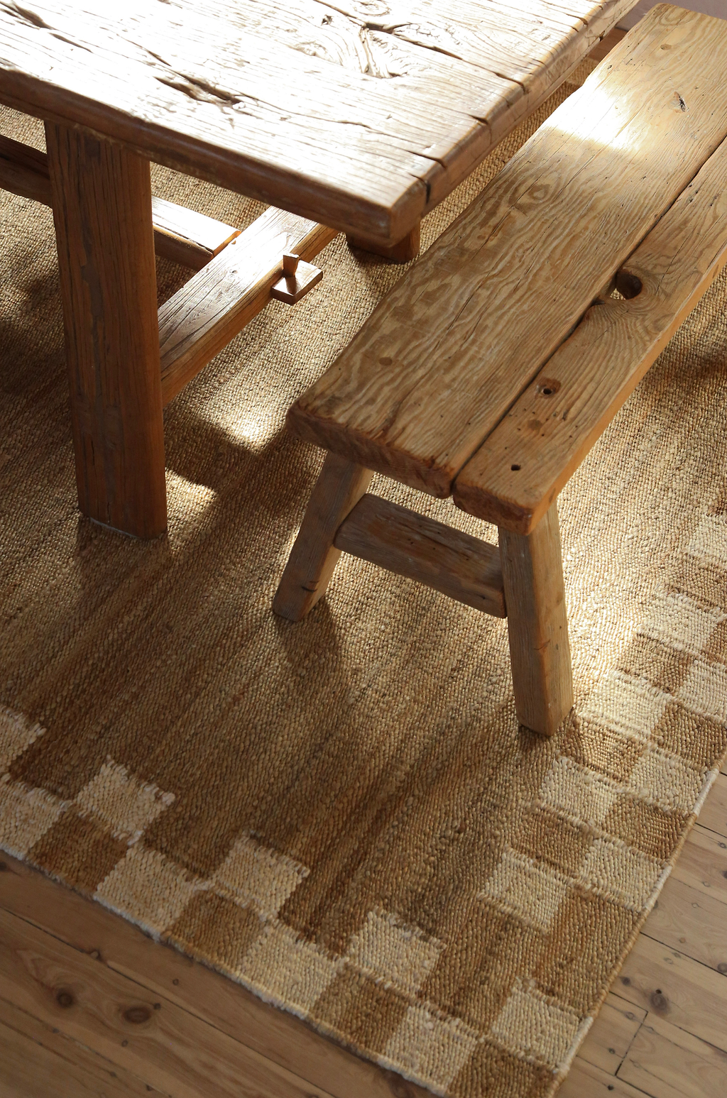 Fitzroy Checker Border Rug in Cream