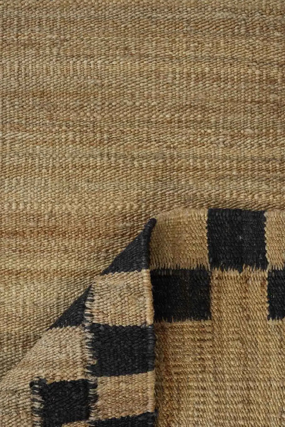 Fitzroy Checker Border Rug in Black