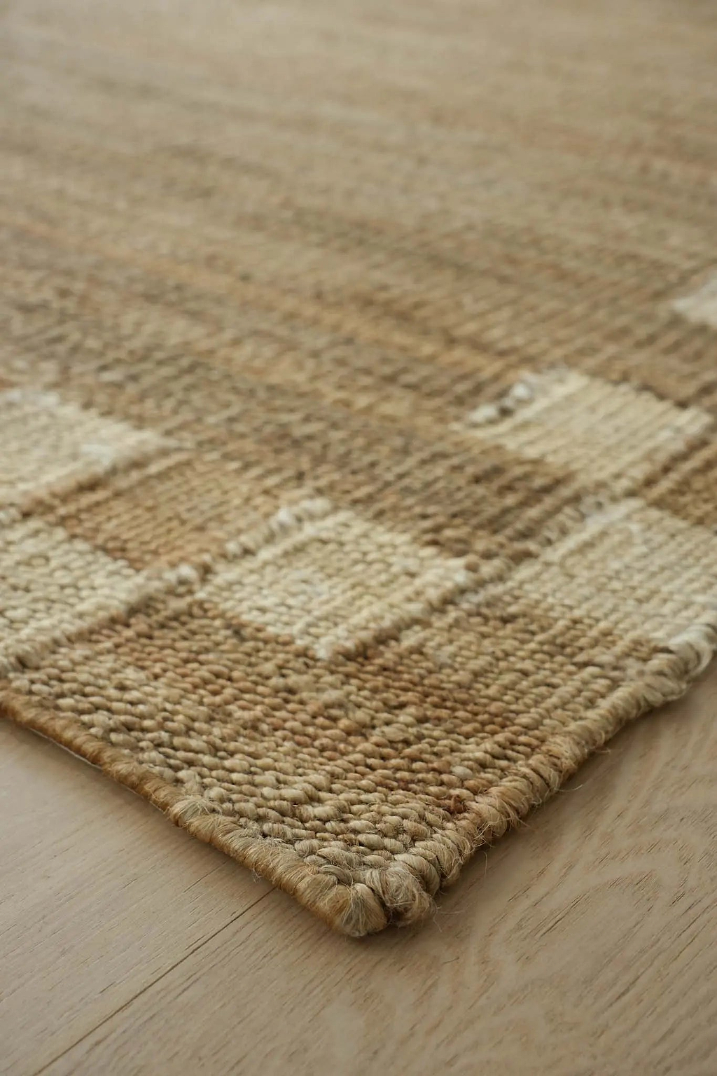 Fitzroy Checker Border Rug in Cream