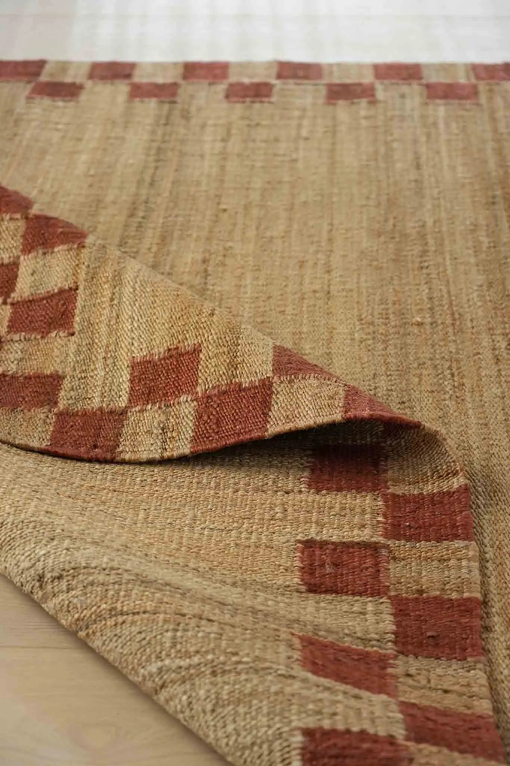 Fitzroy Checker Border Rug in Terracotta
