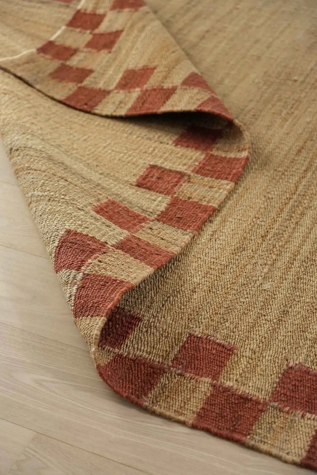Fitzroy Checker Border Rug in Terracotta