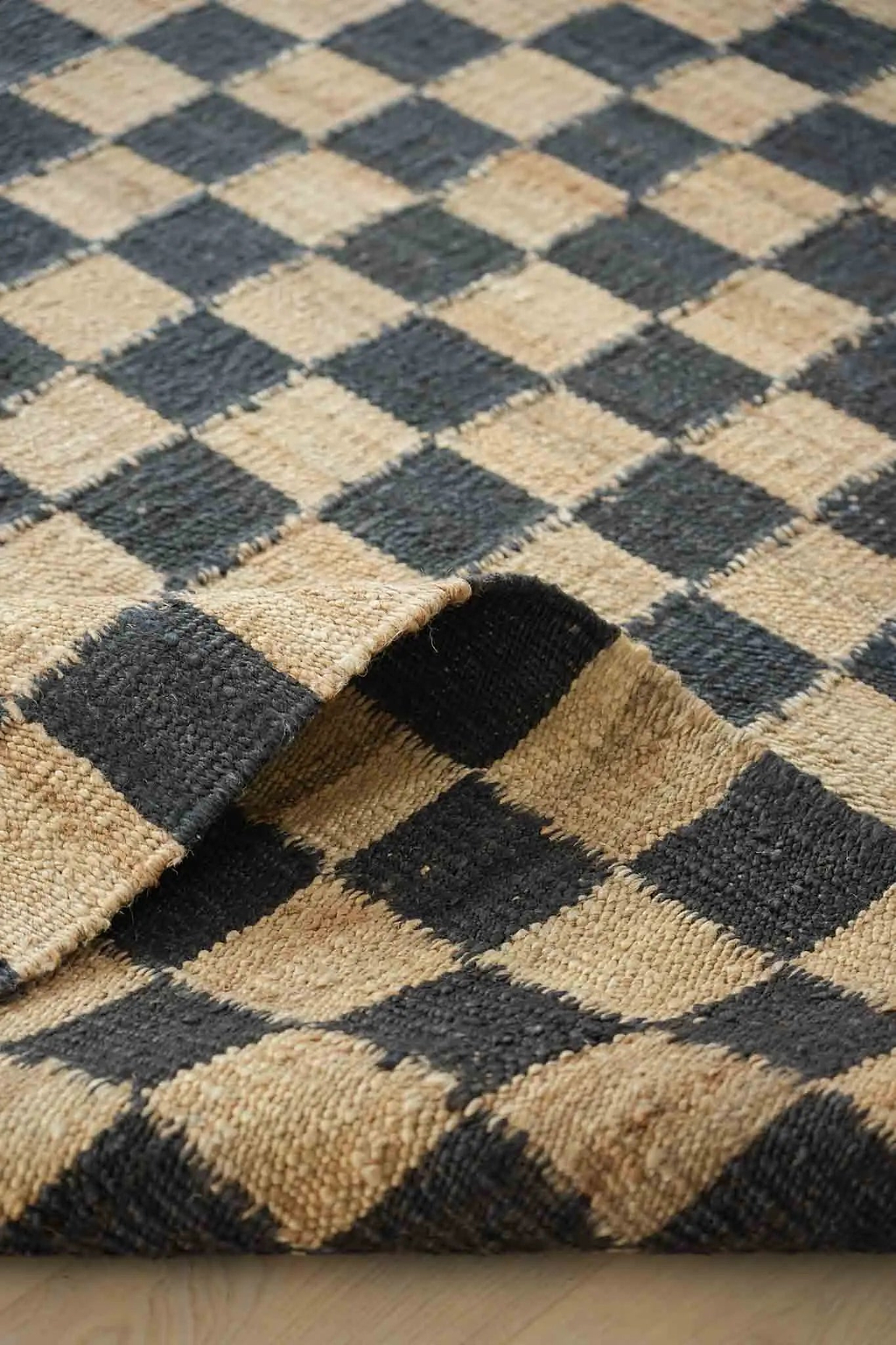 Fitzroy Checker Rug in Black