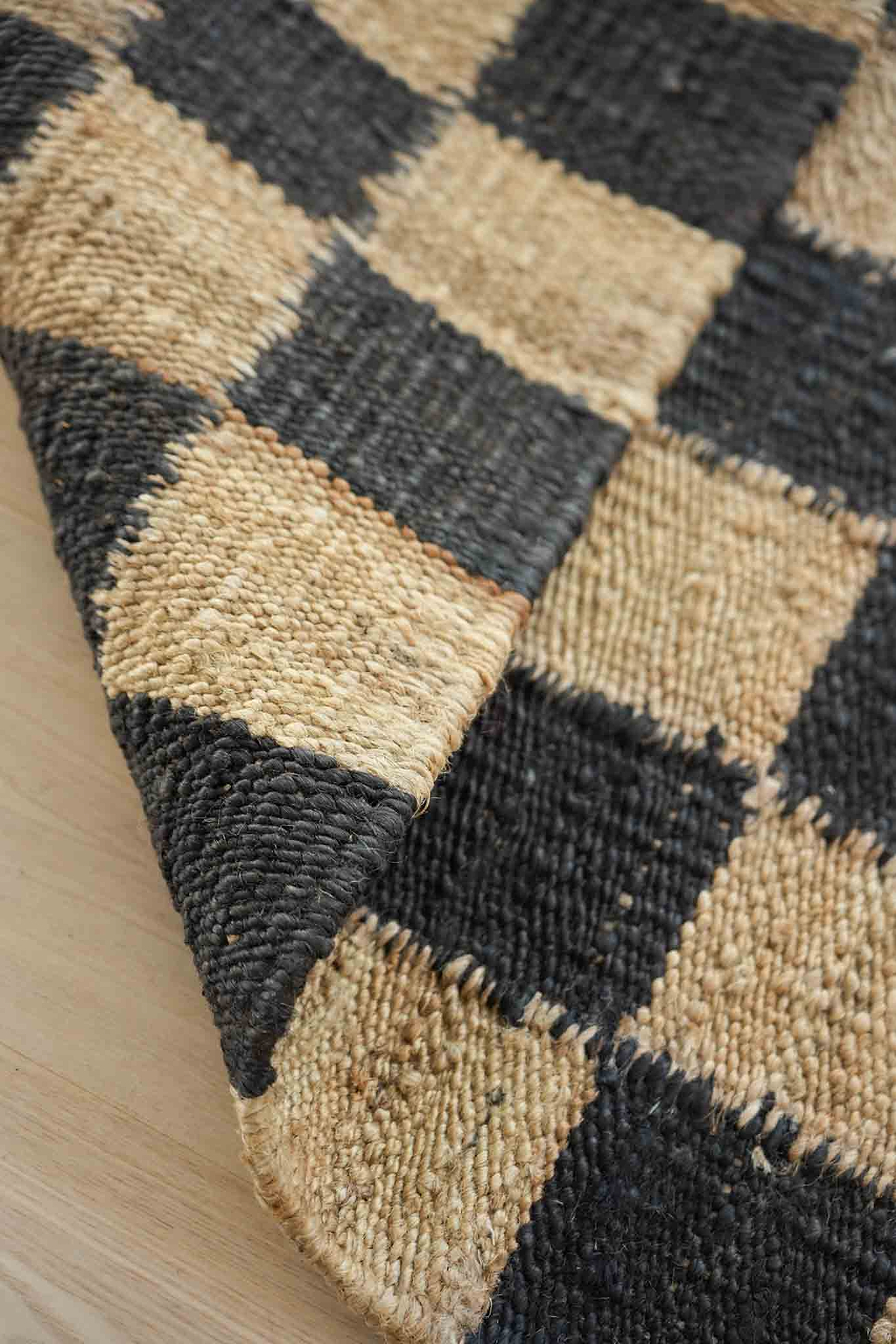 Fitzroy Checker Rug in Black