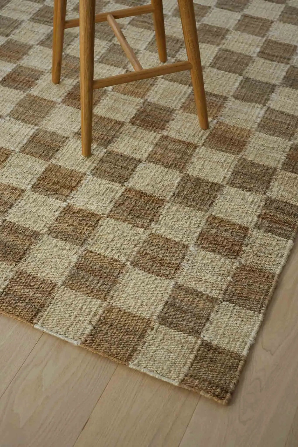 Fitzroy Checker Rug in Cream