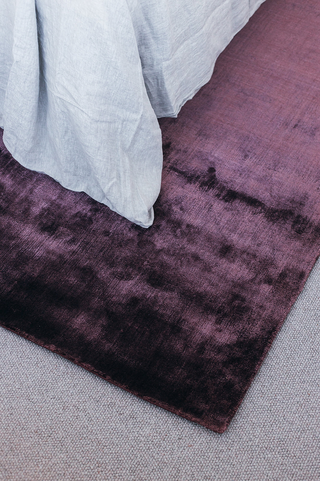 Lustre Luxe Rug in Mulberry